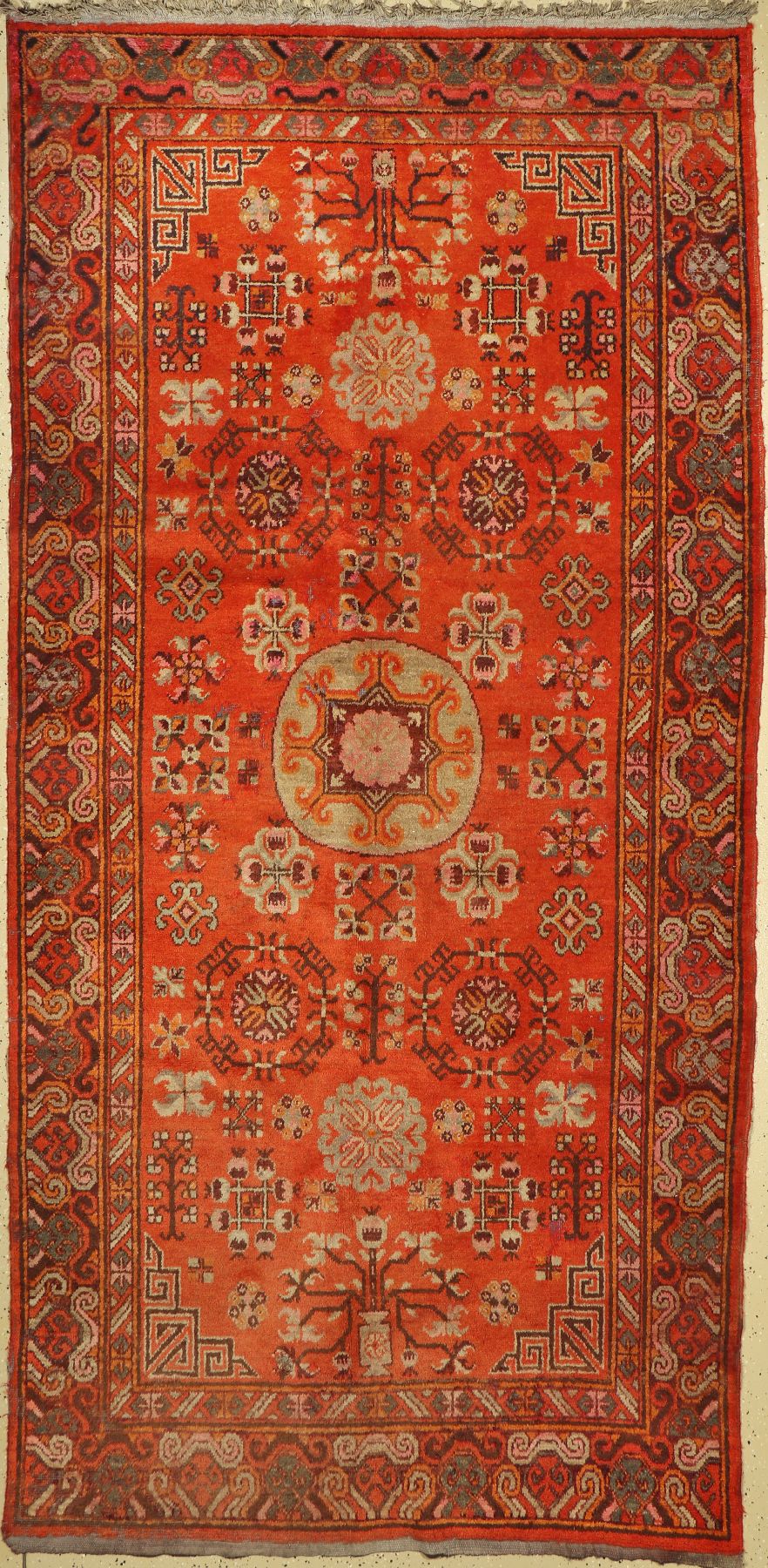 Khotan alt, Turkestan, um 1940, Wolle auf Baumwolle, ca. 315 x 157 cm, EHZ: 5
