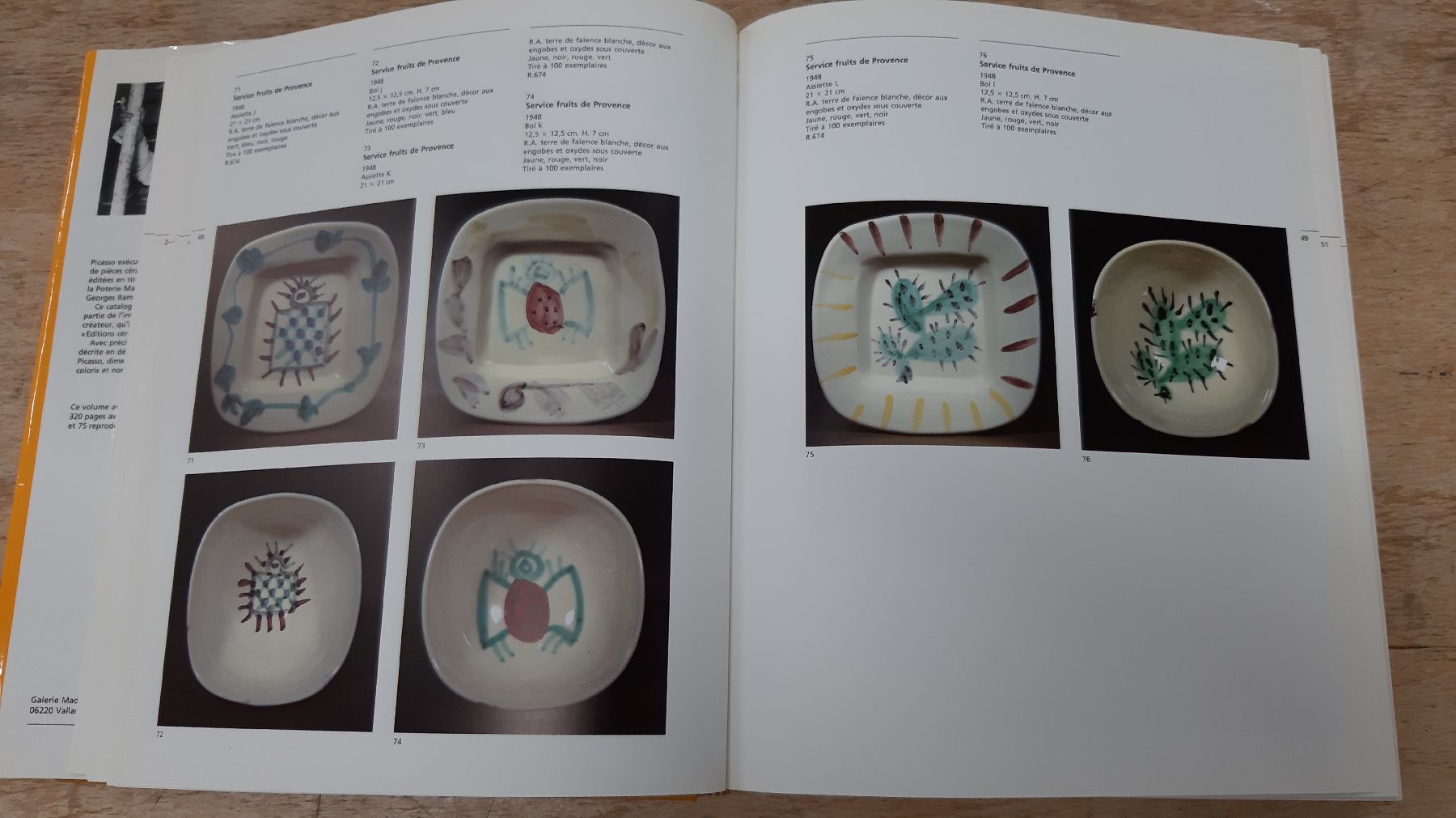 Detail k: Alain Ramie: Catalogue de l'Oeuvre ceramique edite 1947-1971, Madoura 1988, 319 Seiten, mit 570 Farb- und 75 S/W-Abbildungen, frz. Text, l. ...