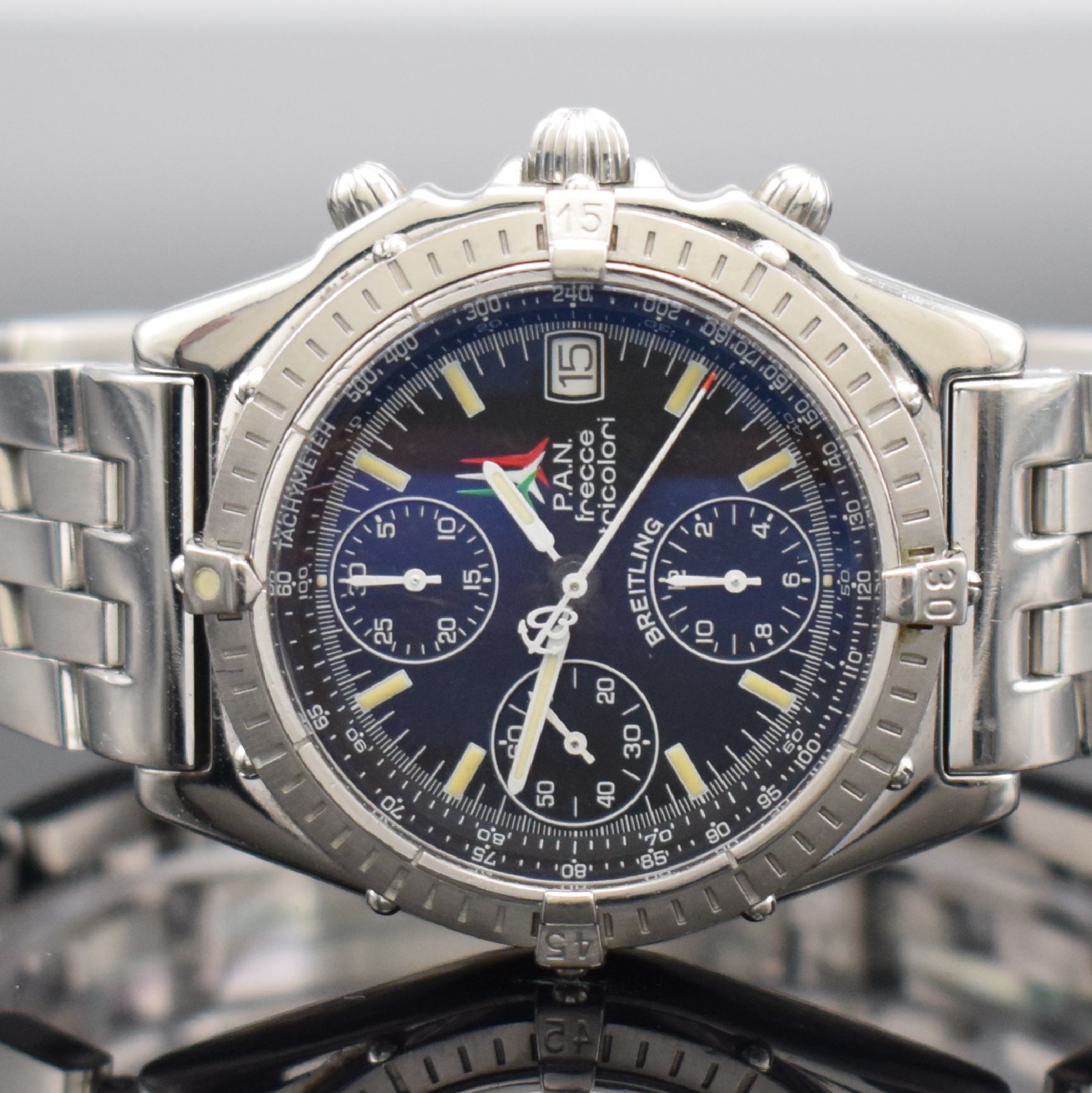 Detail a: BREITLING Armbandchronograph aus der Serie Kunstflugstaffeln hier P.A.N. frecce tricolori Referenz A13050.1, Automatik, Schweiz um 1995, auf 4000 ...
