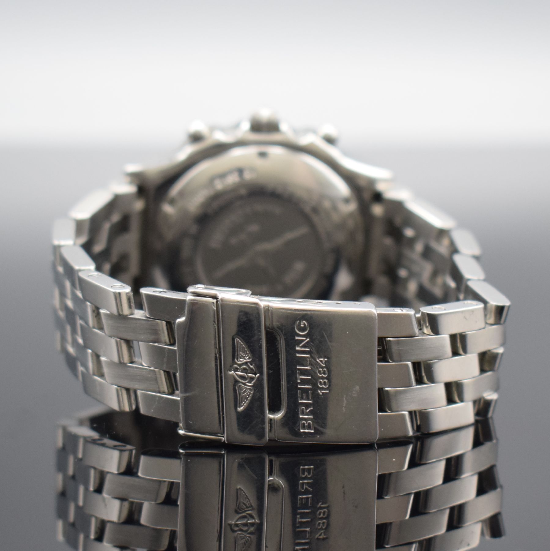 Detail d: BREITLING Armbandchronograph aus der Serie Kunstflugstaffeln hier P.A.N. frecce tricolori Referenz A13050.1, Automatik, Schweiz um 1995, auf 4000 ...