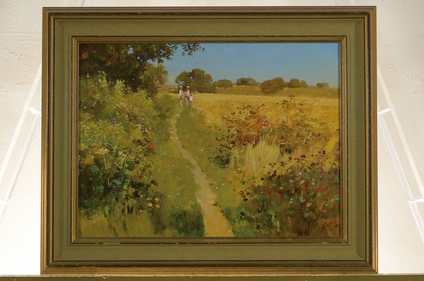 Detail k: Zeitgenössischer Traditionalist, drei Personen auf einem Feldweg, Öl/Malplatte, unsigniert, ca. 28x38cm, R. ca. 40x50cm