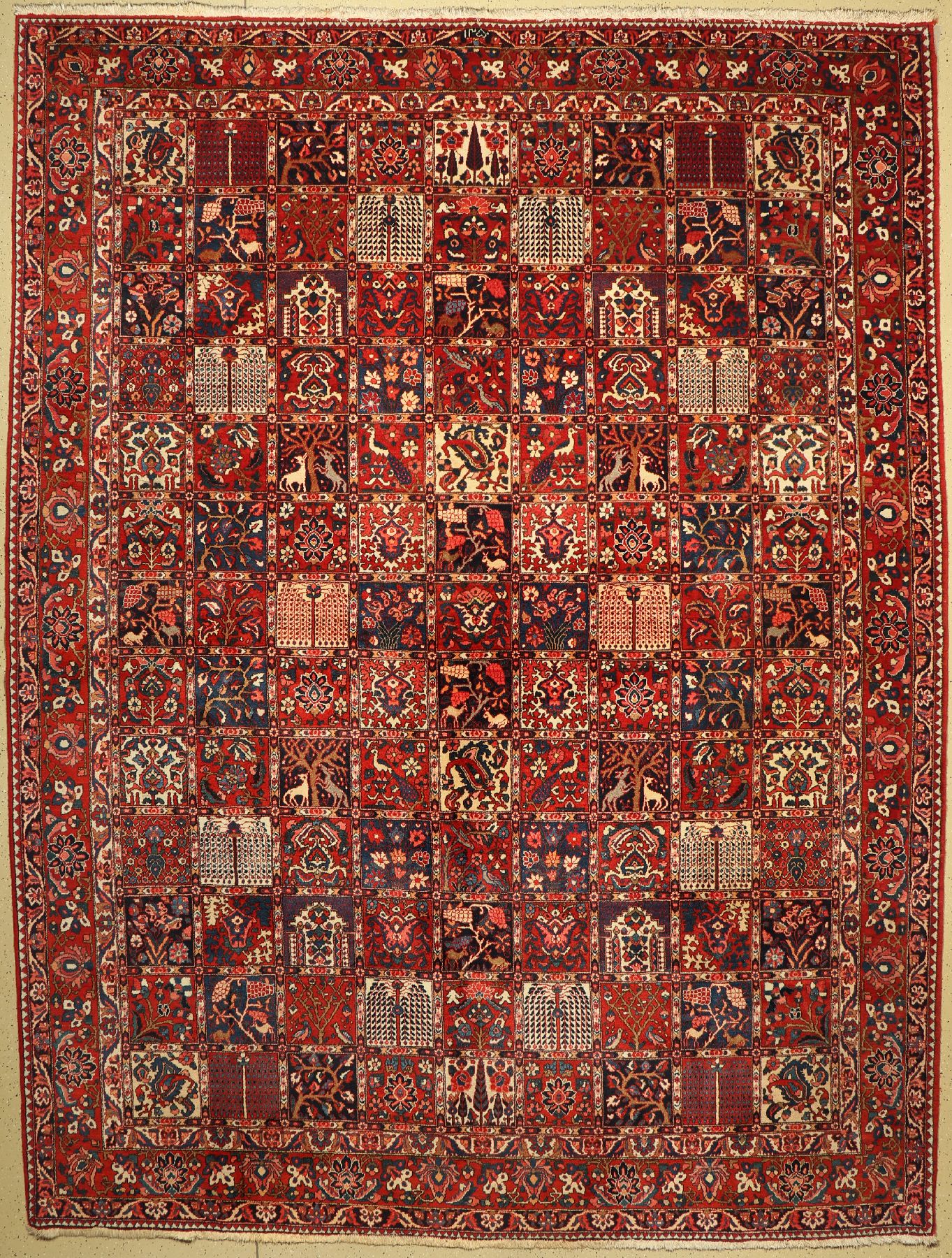 Bachtiar, Persien, ca. 50 Jahre, Wolle auf Baumwolle, ca. 421 x 318 cm, EHZ: 2, Florfehlstellen