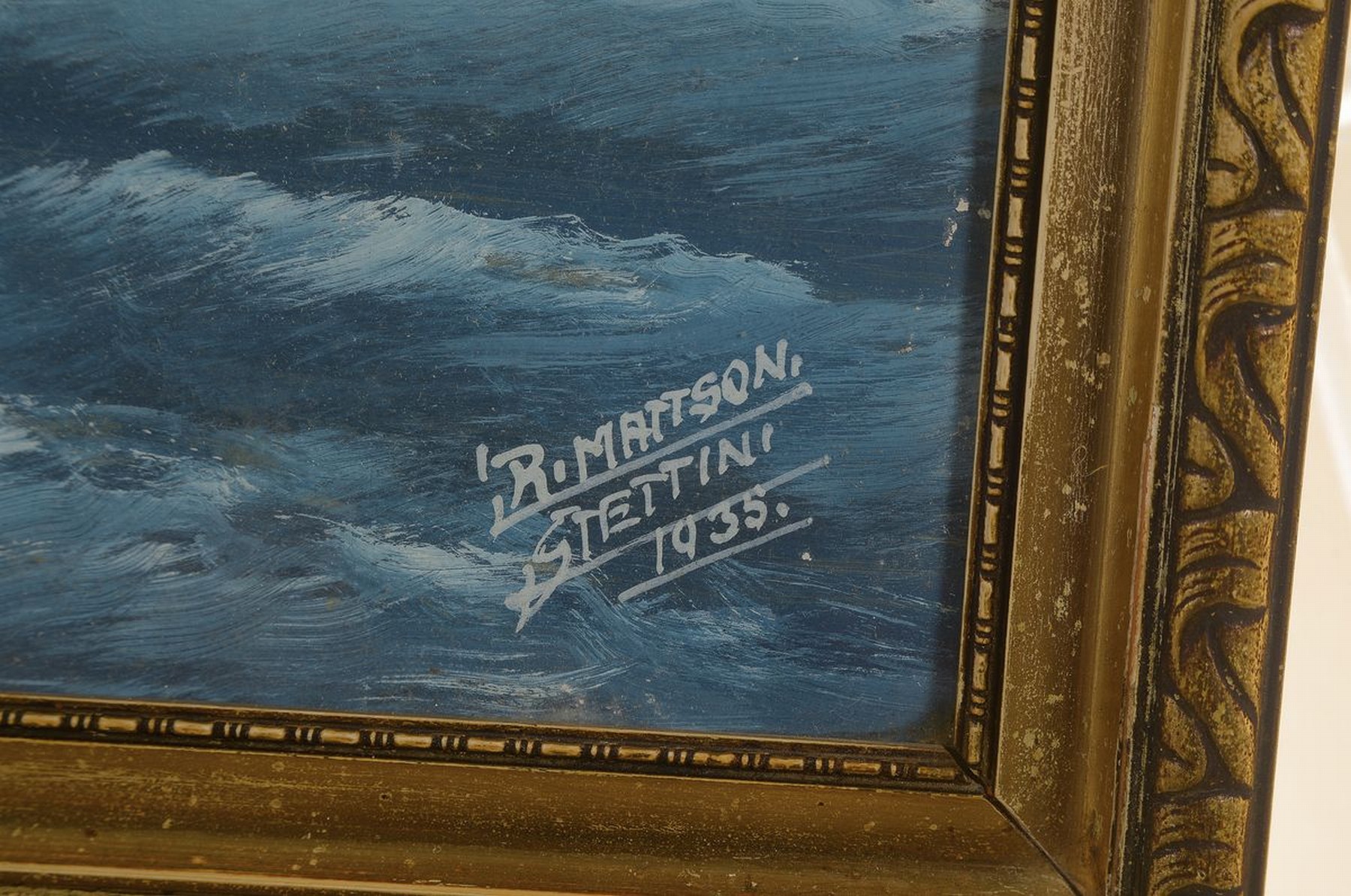 Detail a: Kapitänsbild, R. Mattson, Stettin, 1935, Darstellung der Niels.R. Finsen, Dampfschiff, Gouache/Papier, l. Altersspuren, ca. 30 x 61 cm, unter Glas, ...