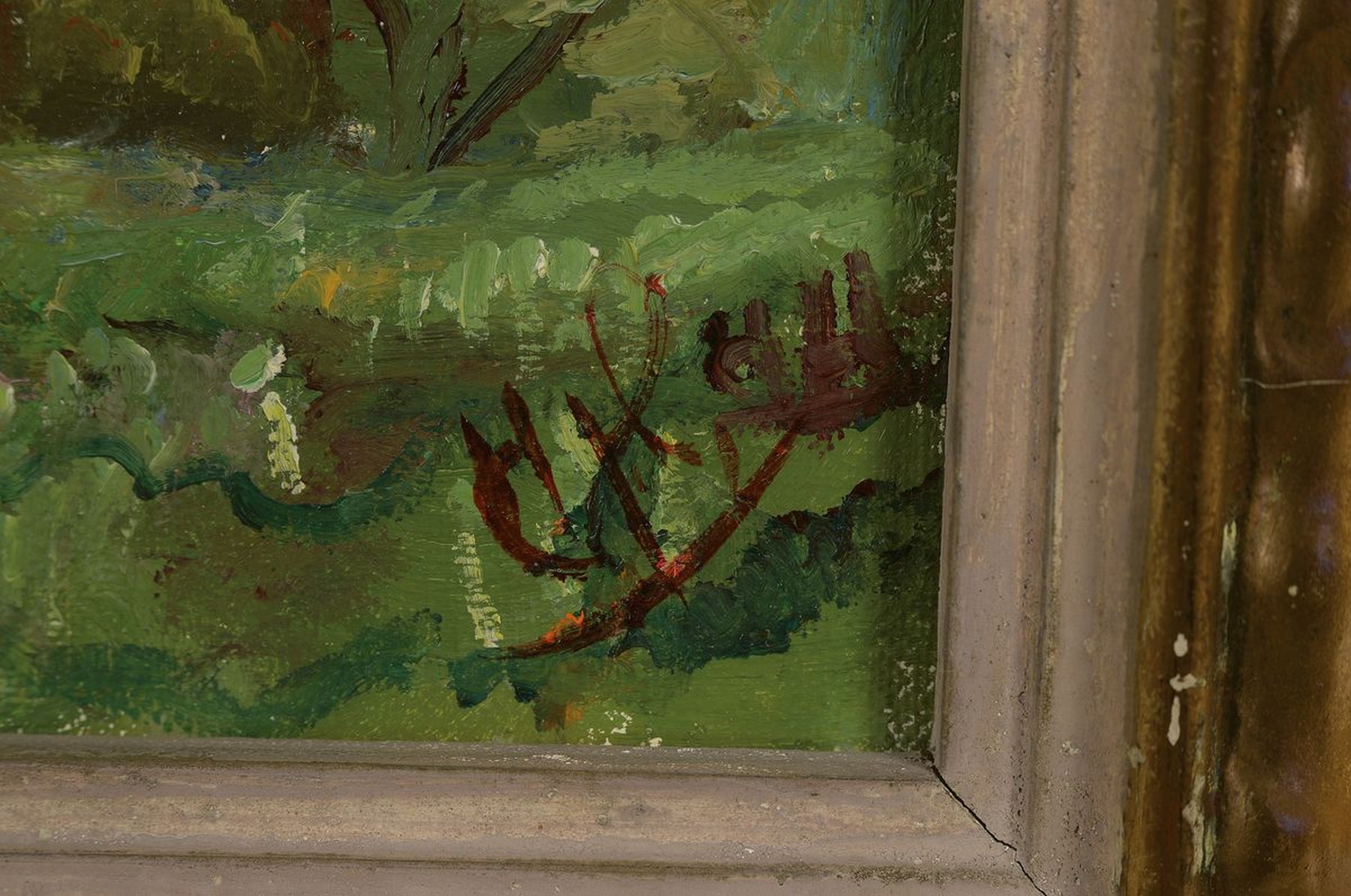 Detail a: Unbekannter Maler, datiert 1942, Landschaft in den Alpen, im Vordergrund ein See, rückseitig auf altem Ausstellungsetikett betitelt Alt-Schwabing ...