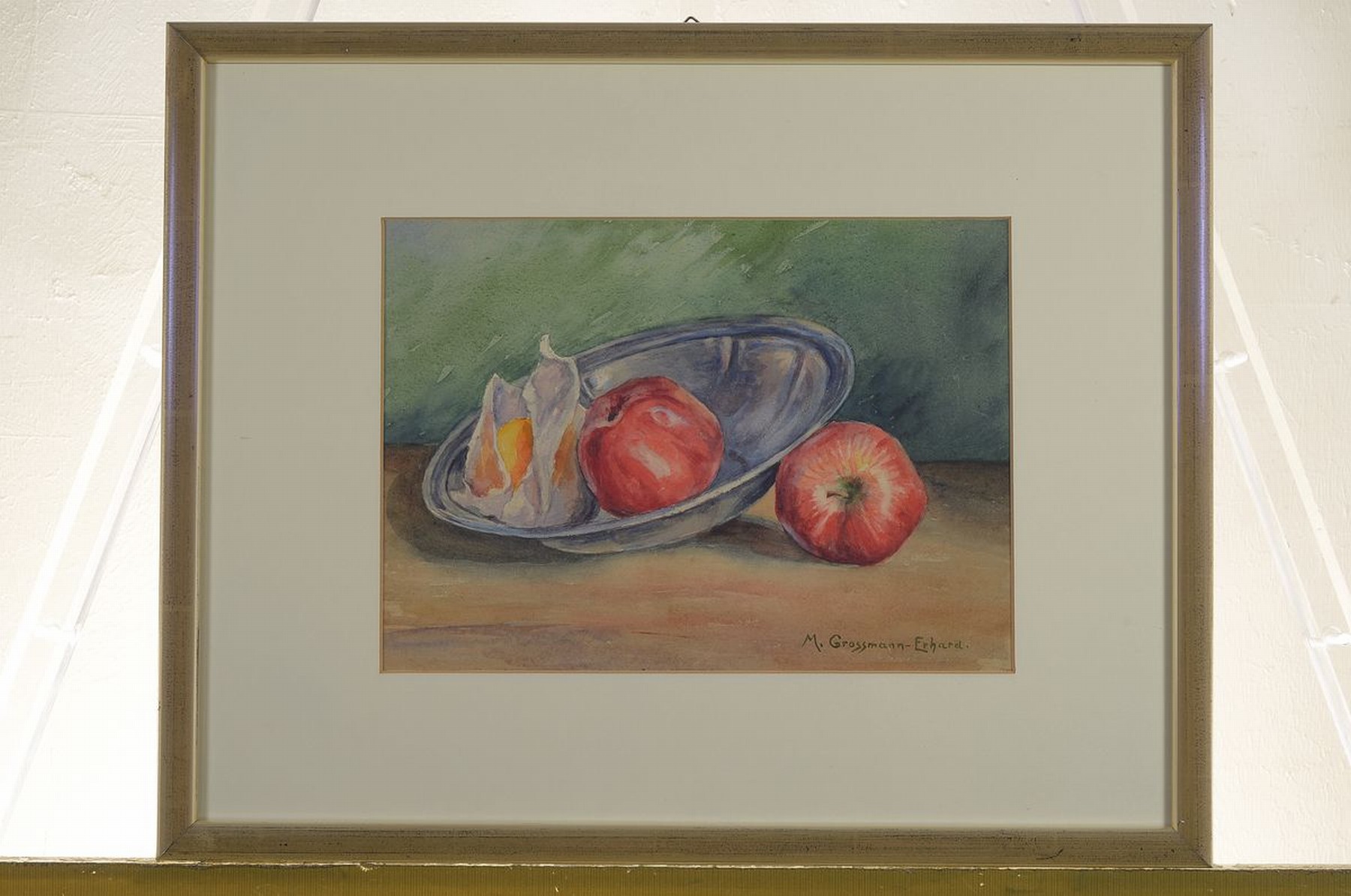 Detail k: Margarethe Grossmann-Erhard, 1878-1962, Stillleben mit Zinnschale und Äpfeln, Aquarell auf Papier, rechts unten signiert, Ca. 22x30cm, PP, u.Gl., R. ...