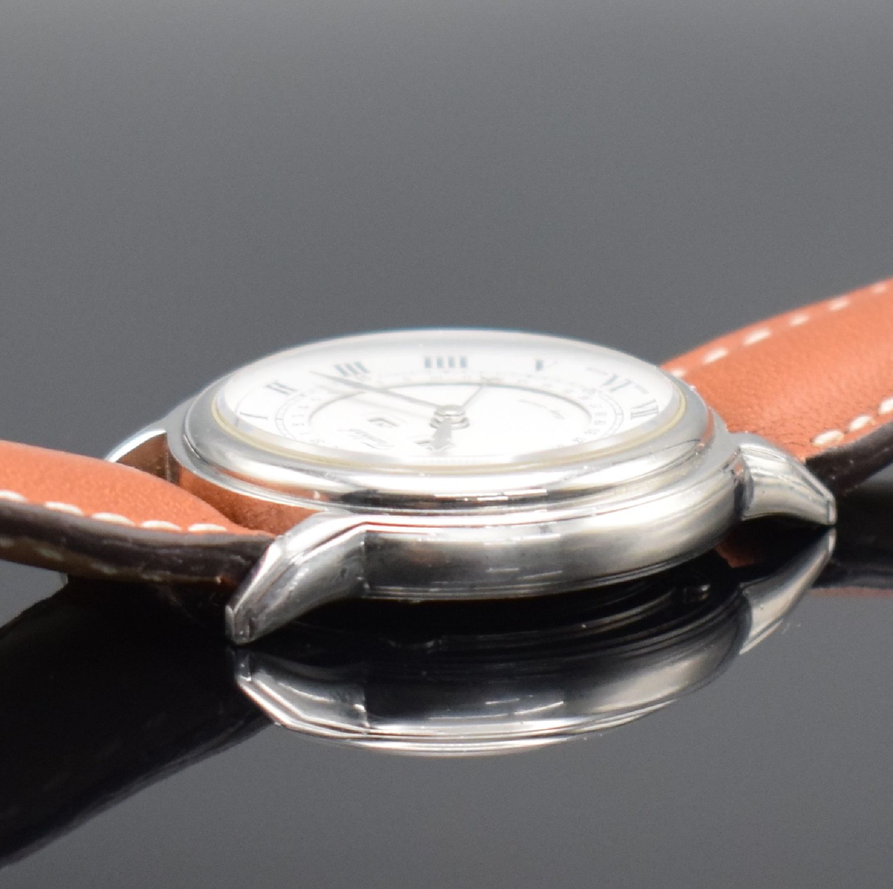 Detail c: TABBAH Armbanduhr Day-Date Serie Personal, Schweiz 1990er Jahre, quarz, Edelstahlgeh., Boden 6-fach verschr., emailfarb. Zifferbl. m. röm. Std., ...
