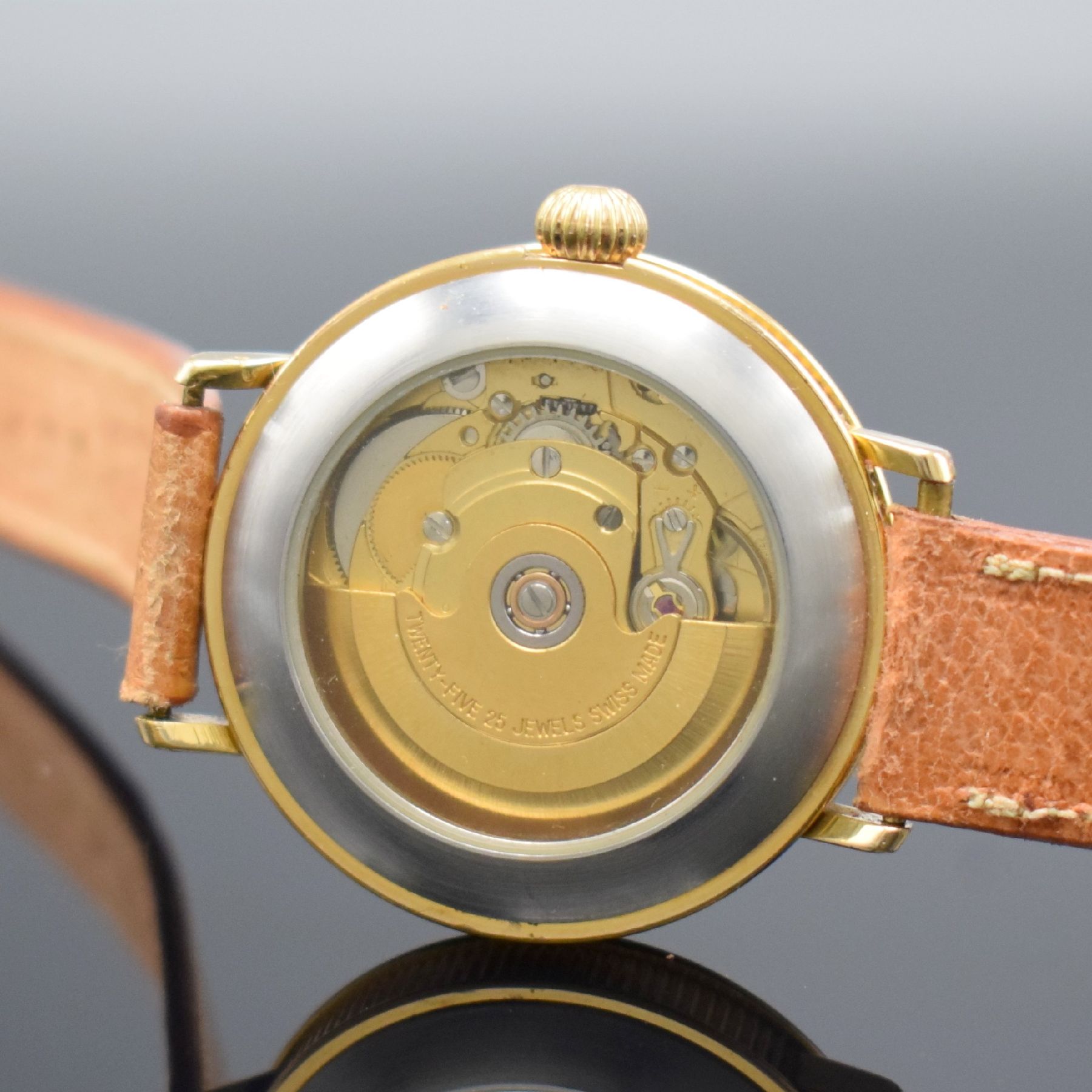Detail o: Konvolut 4 moderne Armbanduhren, alle Automatik, Schweiz um 2000, 1 x Raymond Weil, Edelst.-Boden aufgedr., 25 St., Kal. ETA 2824 -2, D. ca. 34 mm, 1 ...