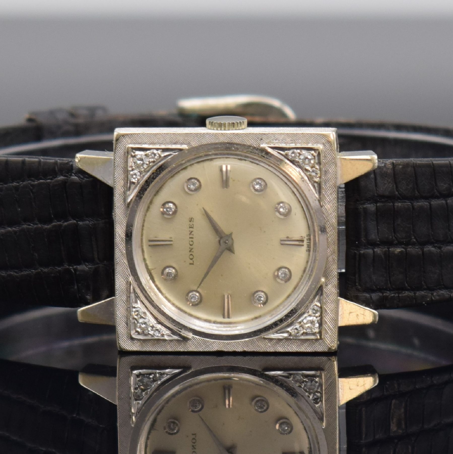 Detail a: LONGINES Cocktailwatch Referenz 603-608, Handaufzug, Schweiz/USA 1960er Jahre, 2-teil. 14k verg. Geh., Boden aufgedr., Lün. wie Zifferbl. m. ...
