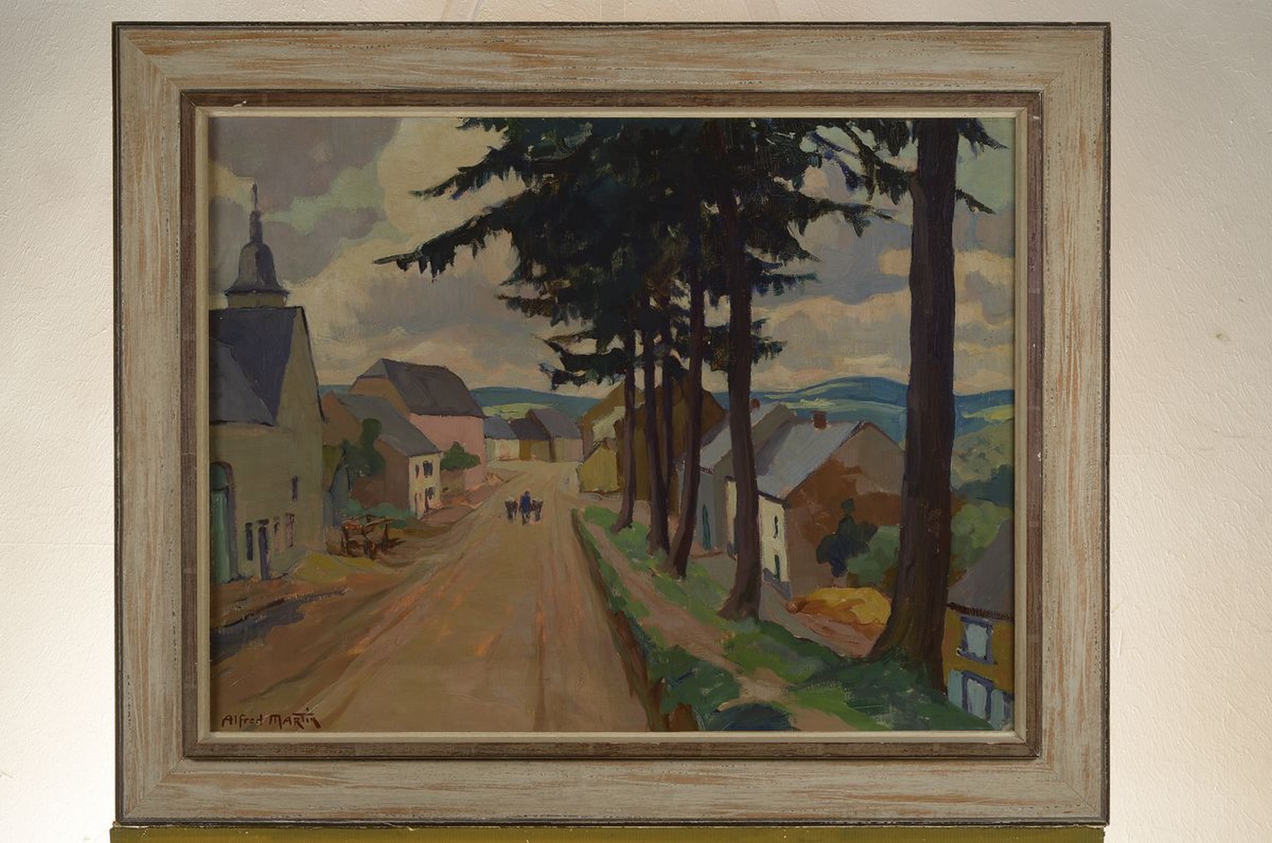 Detail k: Alfred Martin, 1888 - 1950, Straßenansicht in Mittelgebirgslandschaft, Öl/Lwd, li. unten signiert, ca. 50 x 65 cm, leichte Altersspuren, Rahmen, ...