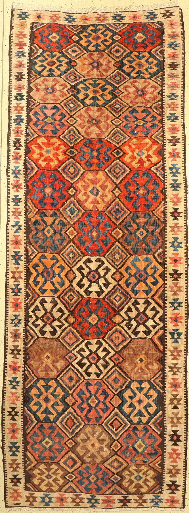 Bachtiar Kelim, Persien, um 1920, Wolle aufBaumwolle, ca. 384 x 140 cm, EHZ: 4
