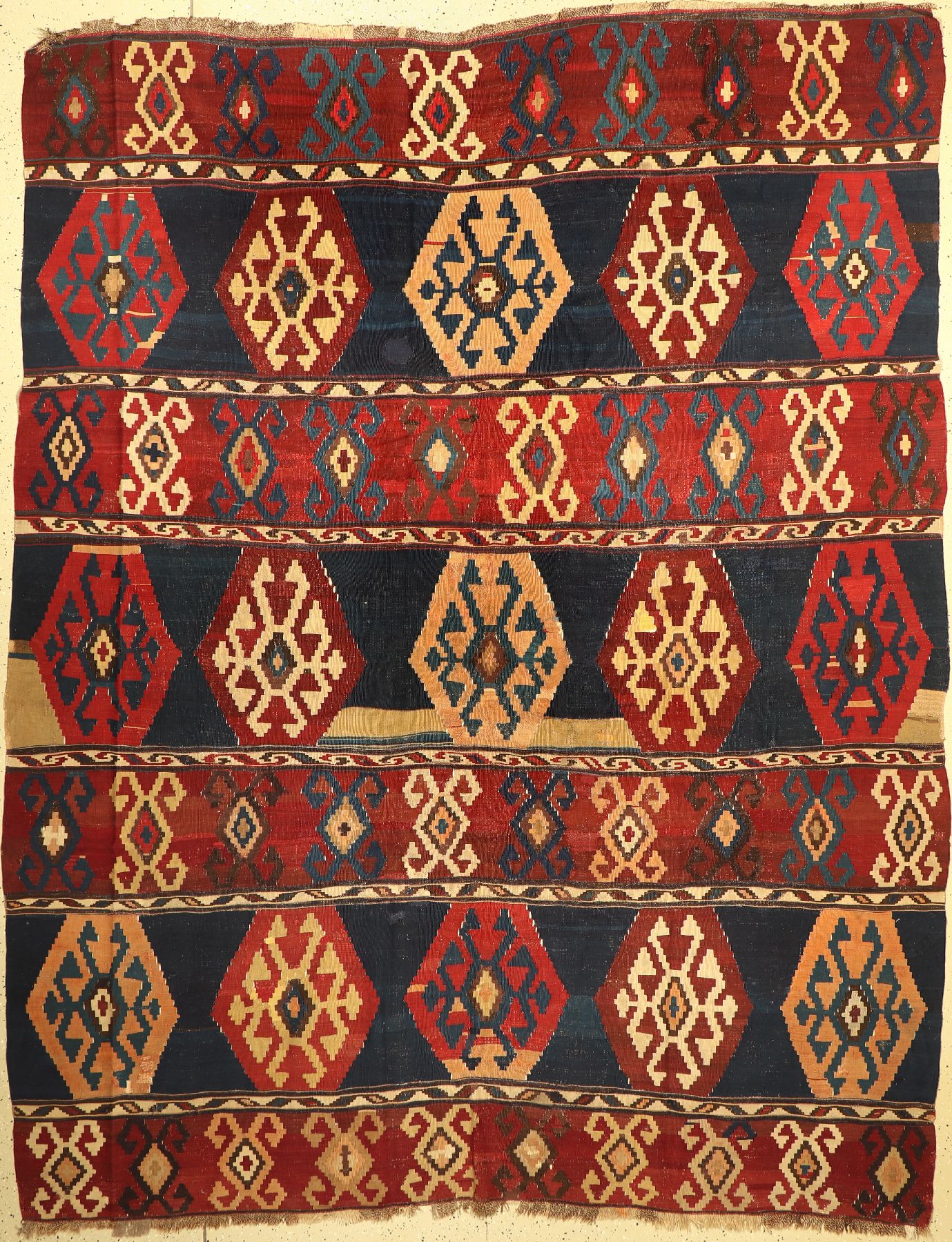 Antiker Schirwan Kelim, Kaukasus, 19. Jhd, Wolle auf Wolle, ca. 305 x 240 cm, EHZ: 4-5