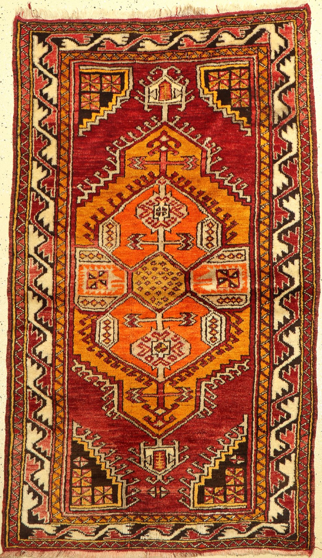 Kirsehir alt, Türkei, um 1930, Wolle auf Wolle, ca. 172 x 100 cm, EHZ: 2-3