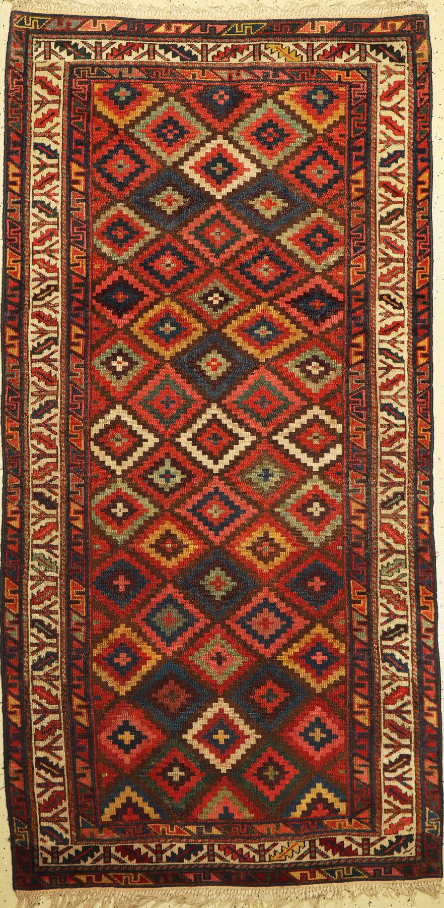 Antiker Kurdenteppich, Persien, um 1900, Wolle auf Baumwolle, ca. 235 x 116 cm, EHZ: 3-4
