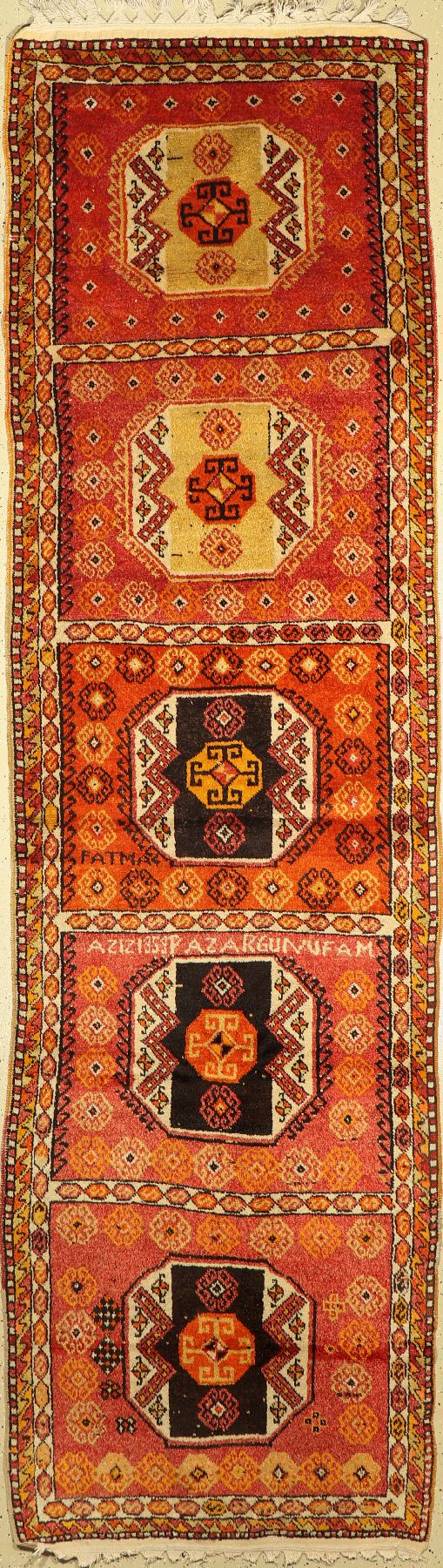 Kurt datiert(1959), Türkei, Wolle auf Baumwolle, ca. 370 x 110 cm, EHZ: 2
