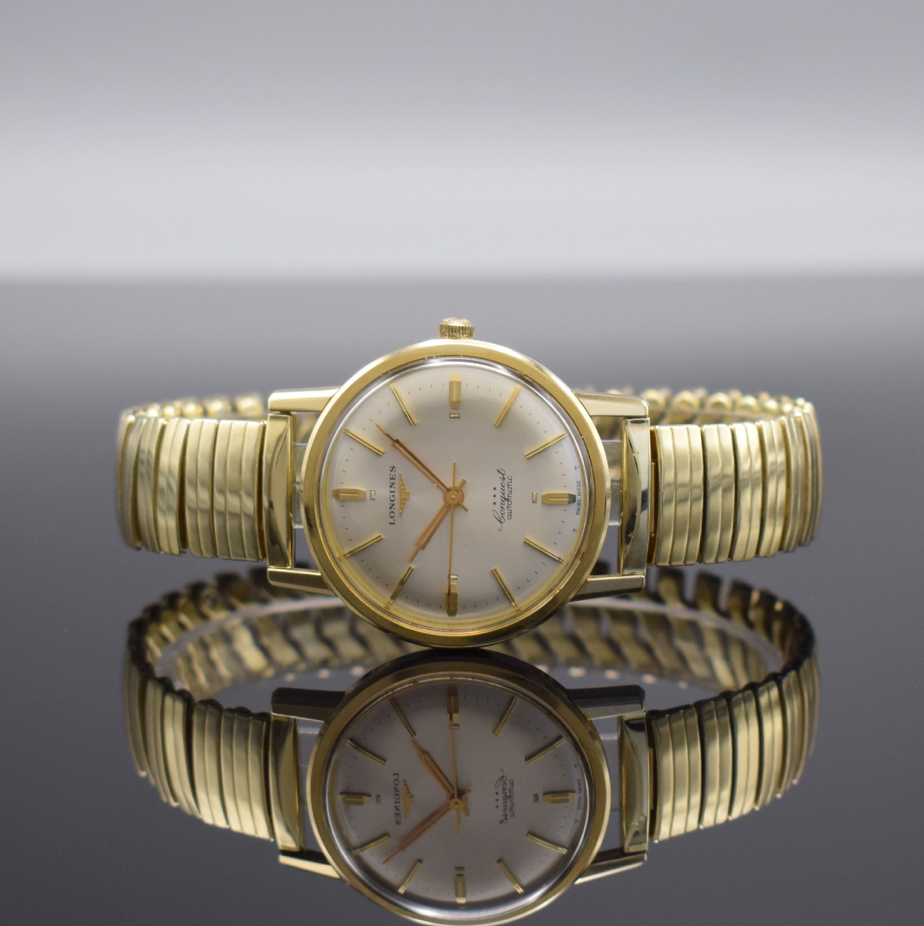LONGINES Conquest Ref. 9022 Herrenarmbanduhr, Schweiz um 1966, Automatik, 3-teil. Stahlgeh. m. Goldhaube, verschr. Stahlboden m.Goldplakette, orig. ...