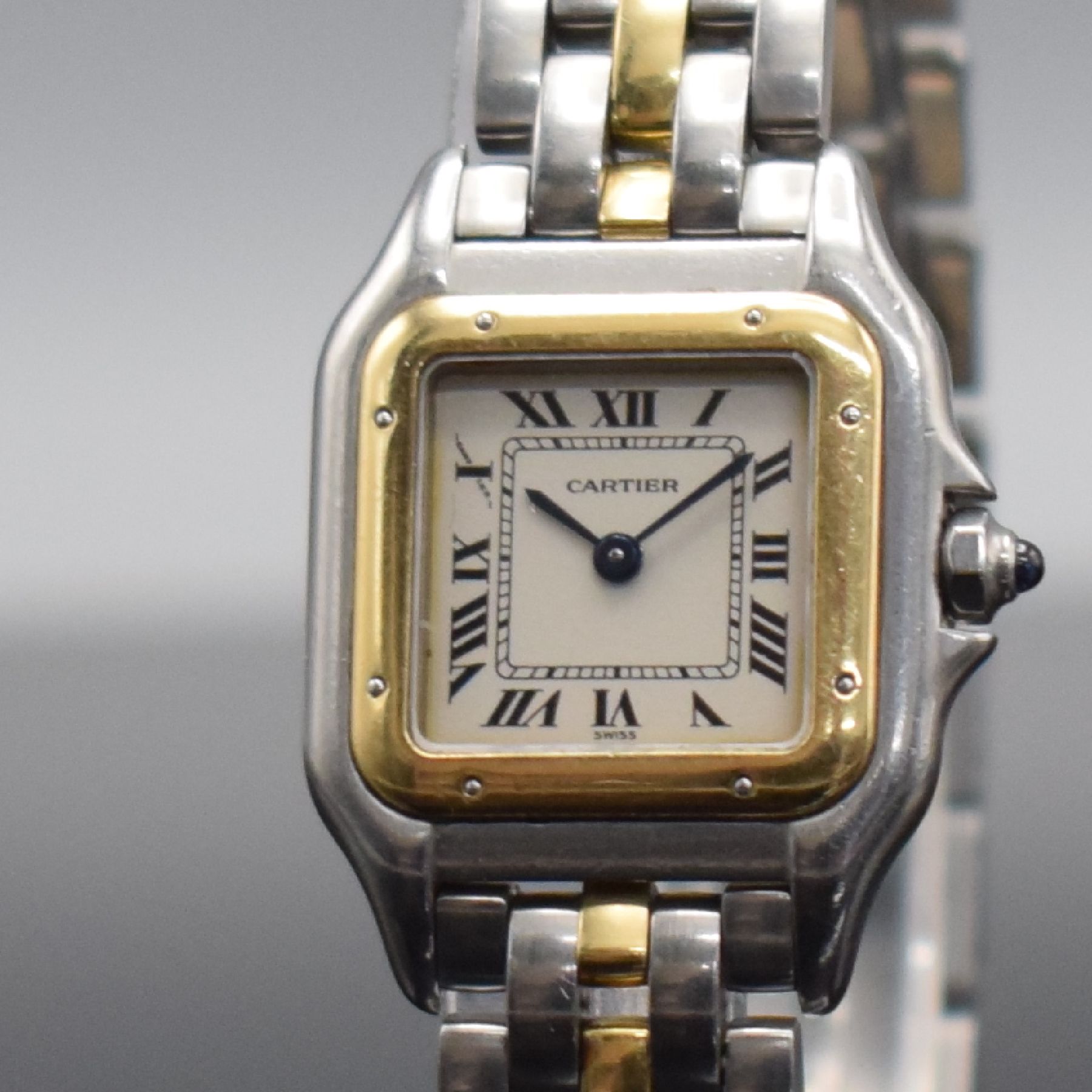 Detail c: CARTIER Panthere Damenuhr in Stahl/GG 750/000, Schweiz lt. orig. Rechnung verk. 12/1987, quarz, 8-fach verschr. Geh., orig. Stahl/GG- Band m. doppel. ...