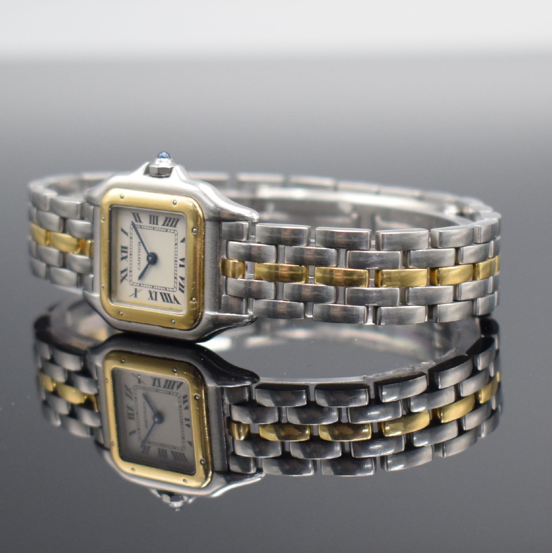 Detail d: CARTIER Panthere Damenuhr in Stahl/GG 750/000, Schweiz lt. orig. Rechnung verk. 12/1987, quarz, 8-fach verschr. Geh., orig. Stahl/GG- Band m. doppel. ...