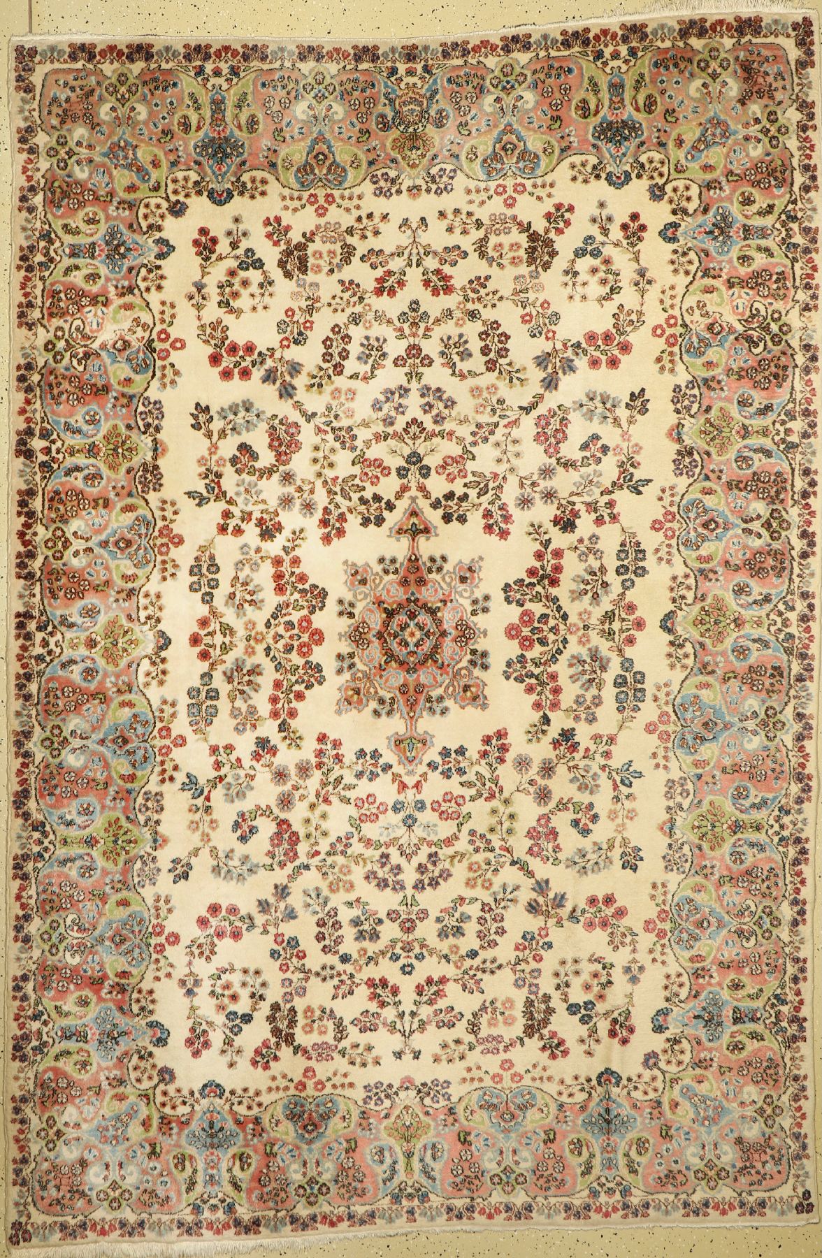 Kerman alt, Persien, ca. 60 Jahre, Wolle auf Baumwolle, ca. 274 x 184 cm, EHZ: 2-3