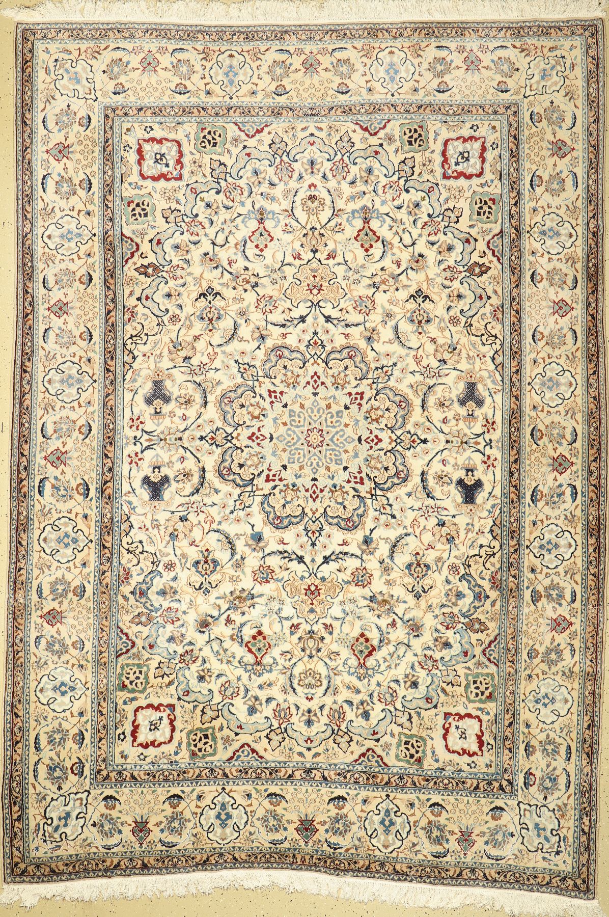 Nain fein, Persien, ca. 40 Jahre, Korkwollemit Seide, ca. 307 x 217 cm, EHZ: 2