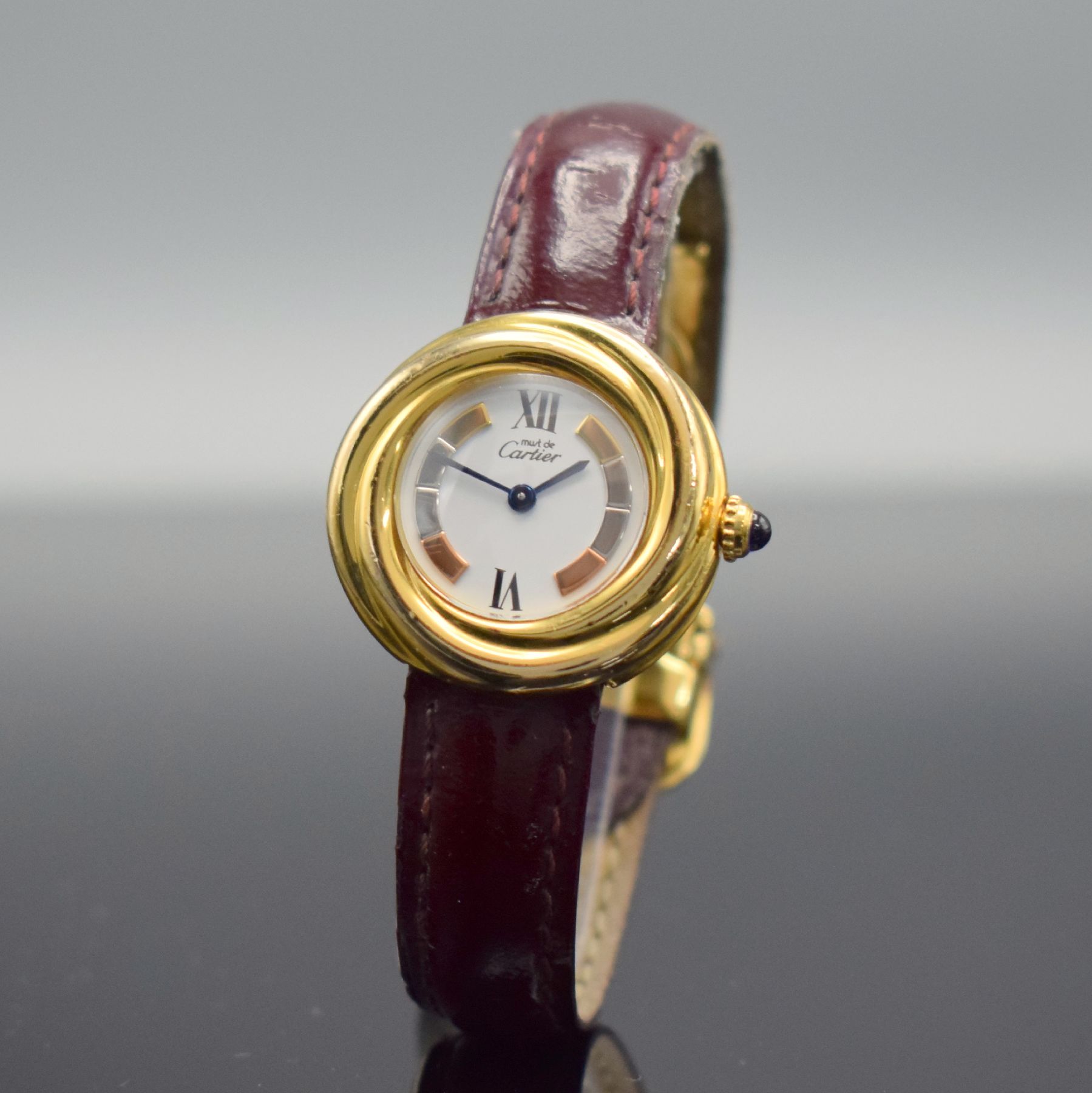 Detail b: CARTIER Vermeil Trinity Damenarmbanduhr, Schweiz um 2000, quarz, verg. Sterlingsilbergeh. 4-fach verschr., orig. Lederband m. verg. Faltschl., ...