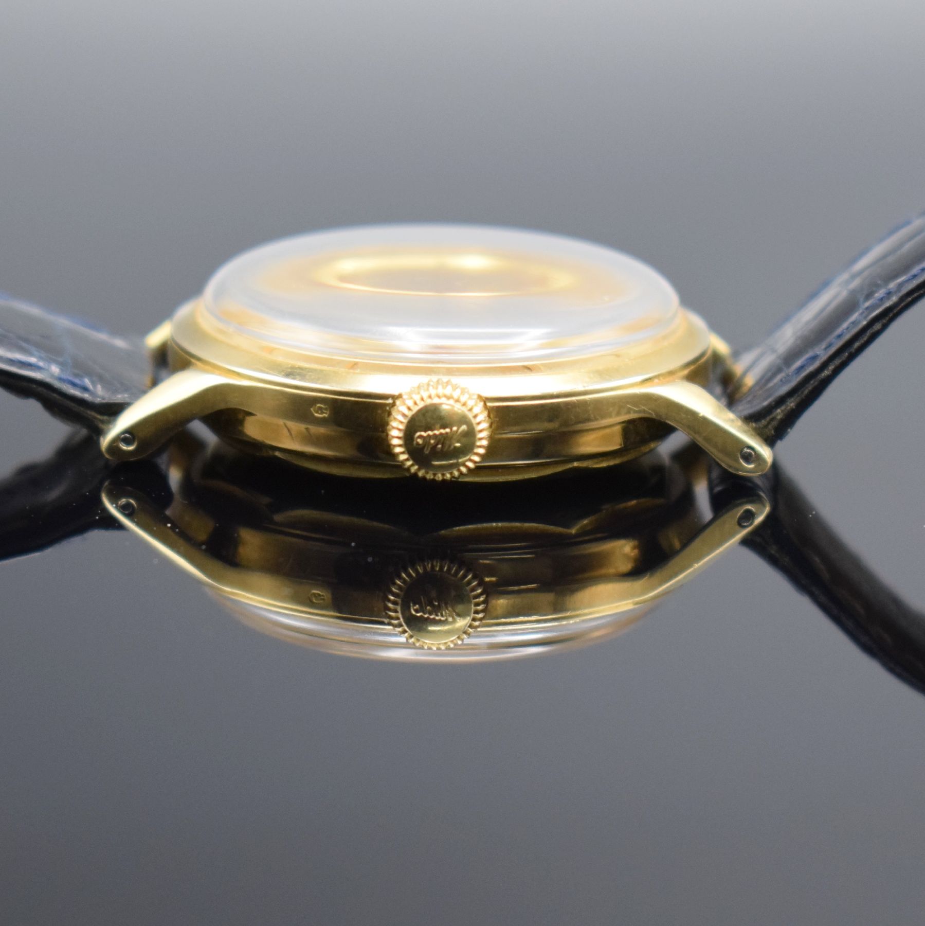 Detail c: MIDO Multifort Herrenarmbanduhr in GG 585/000, Schweiz um 1960, Automatik, 2-teil. Geh., Boden geschr., orig. Krone, gold. Zifferbl. m. aufges. ...