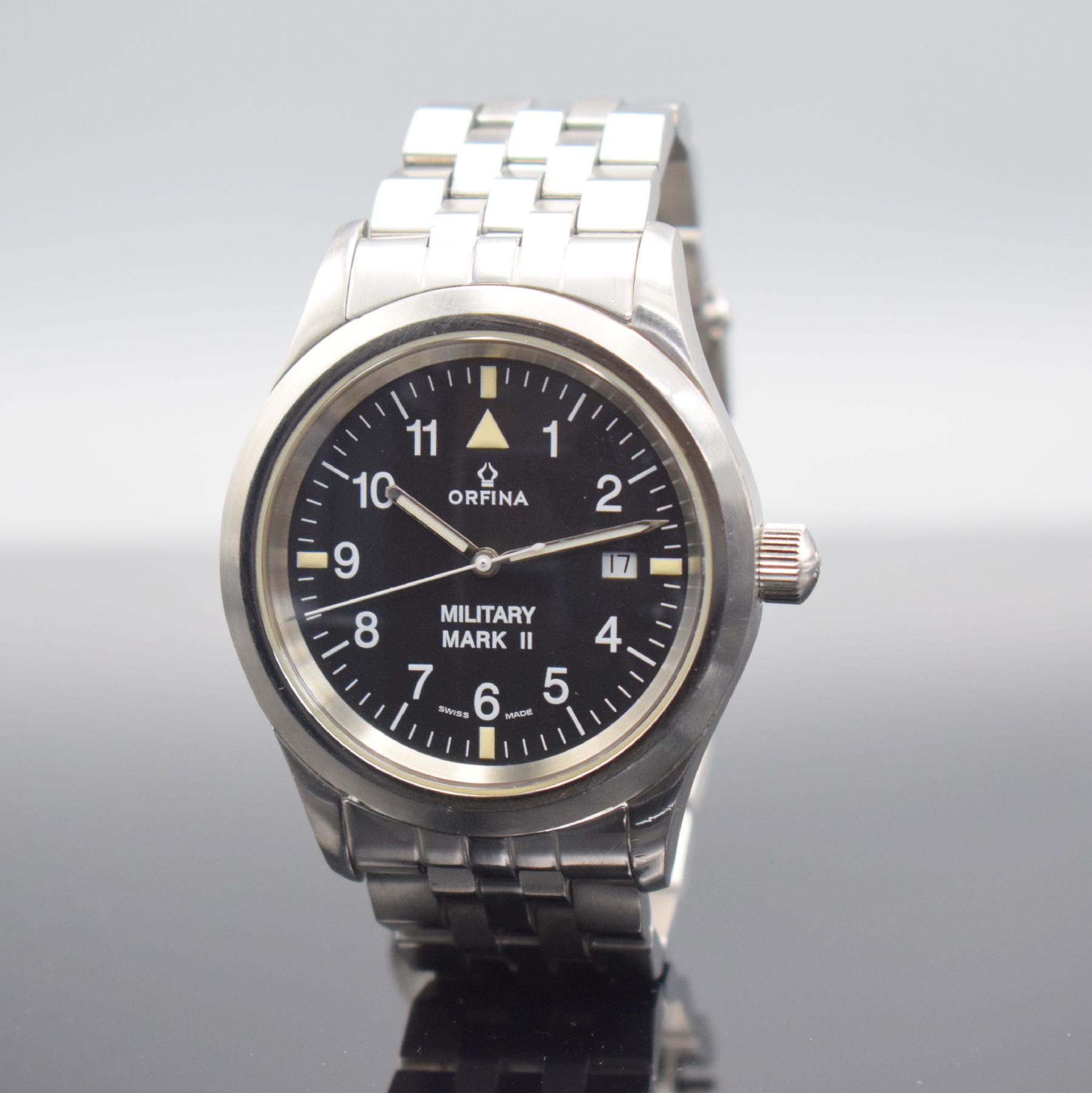ORFINA Military Mark II Fliegeruhr, Schweiz um 2000, Automatik, Ref. 6190, großes Edelstahlgeh., Boden geschr., Gliederband m. Faltschl., schwarzes ...
