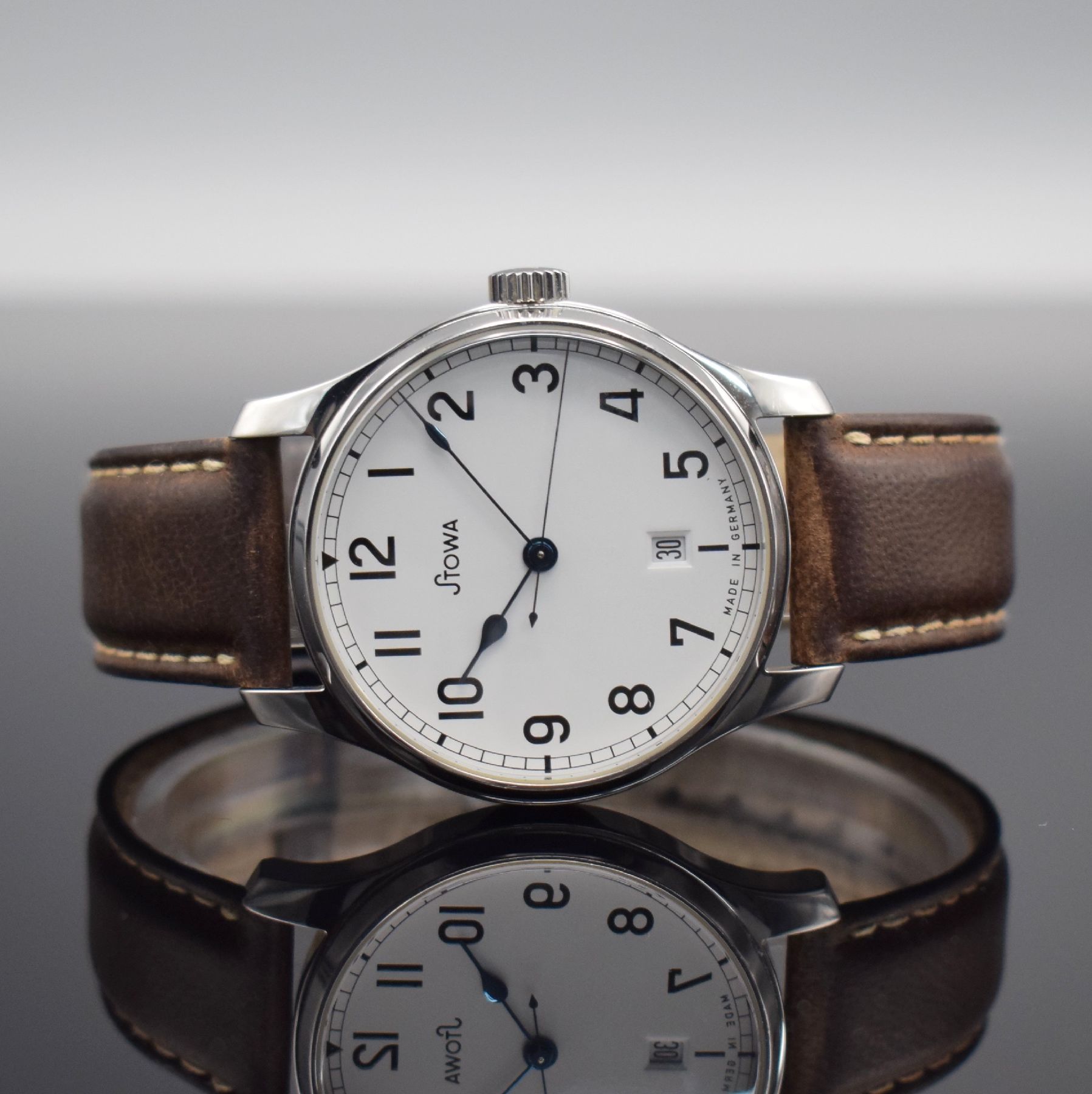 STOWA Marine Herrenarmbanduhr, Deutschland verk. 09/2007, Automatik, beids. vergl. Geh. in Edelstahl, Boden 6-fach verschr., orig. Lederband m. orig. ...