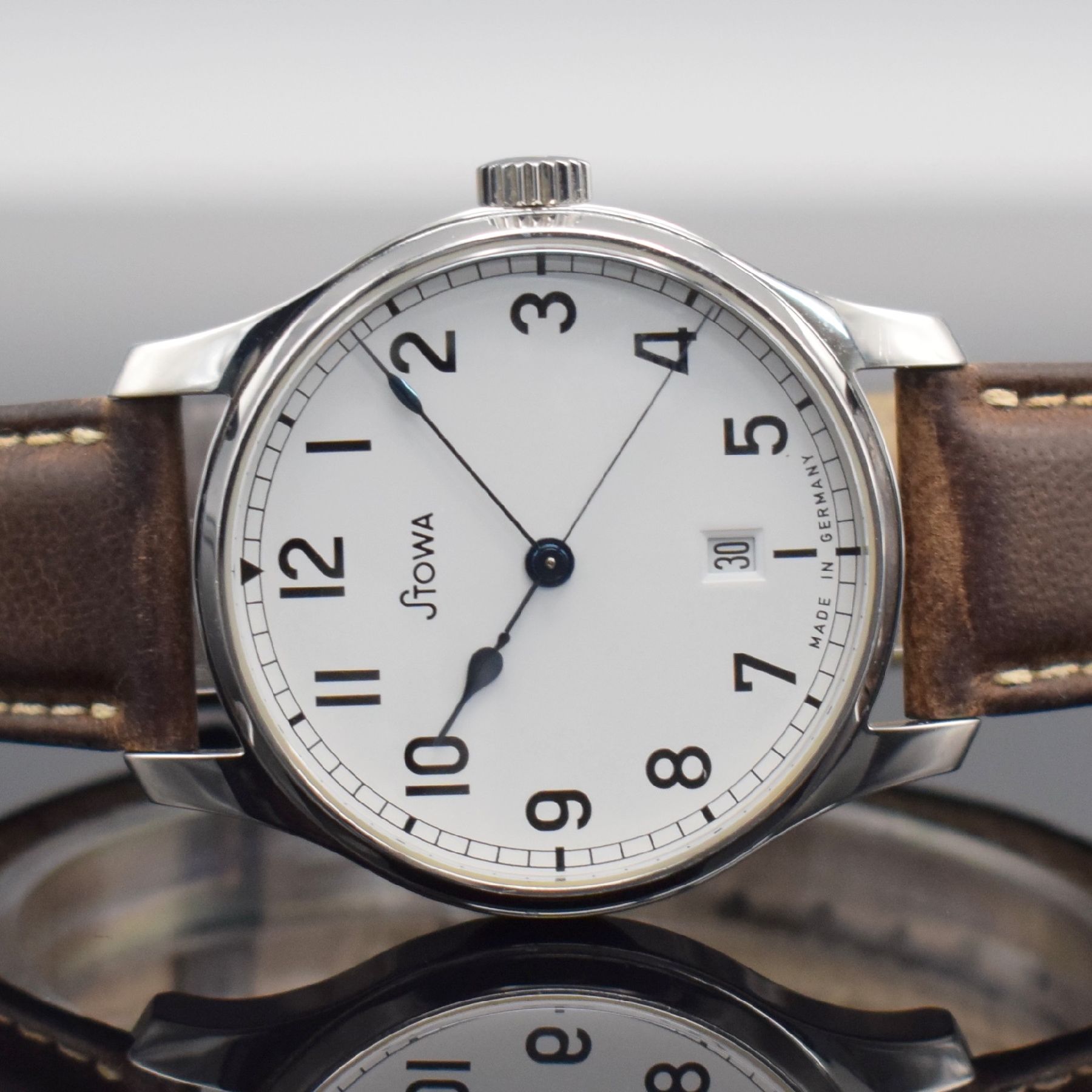 Detail a: STOWA Marine Herrenarmbanduhr, Deutschland verk. 09/2007, Automatik, beids. vergl. Geh. in Edelstahl, Boden 6-fach verschr., orig. Lederband m. orig. ...