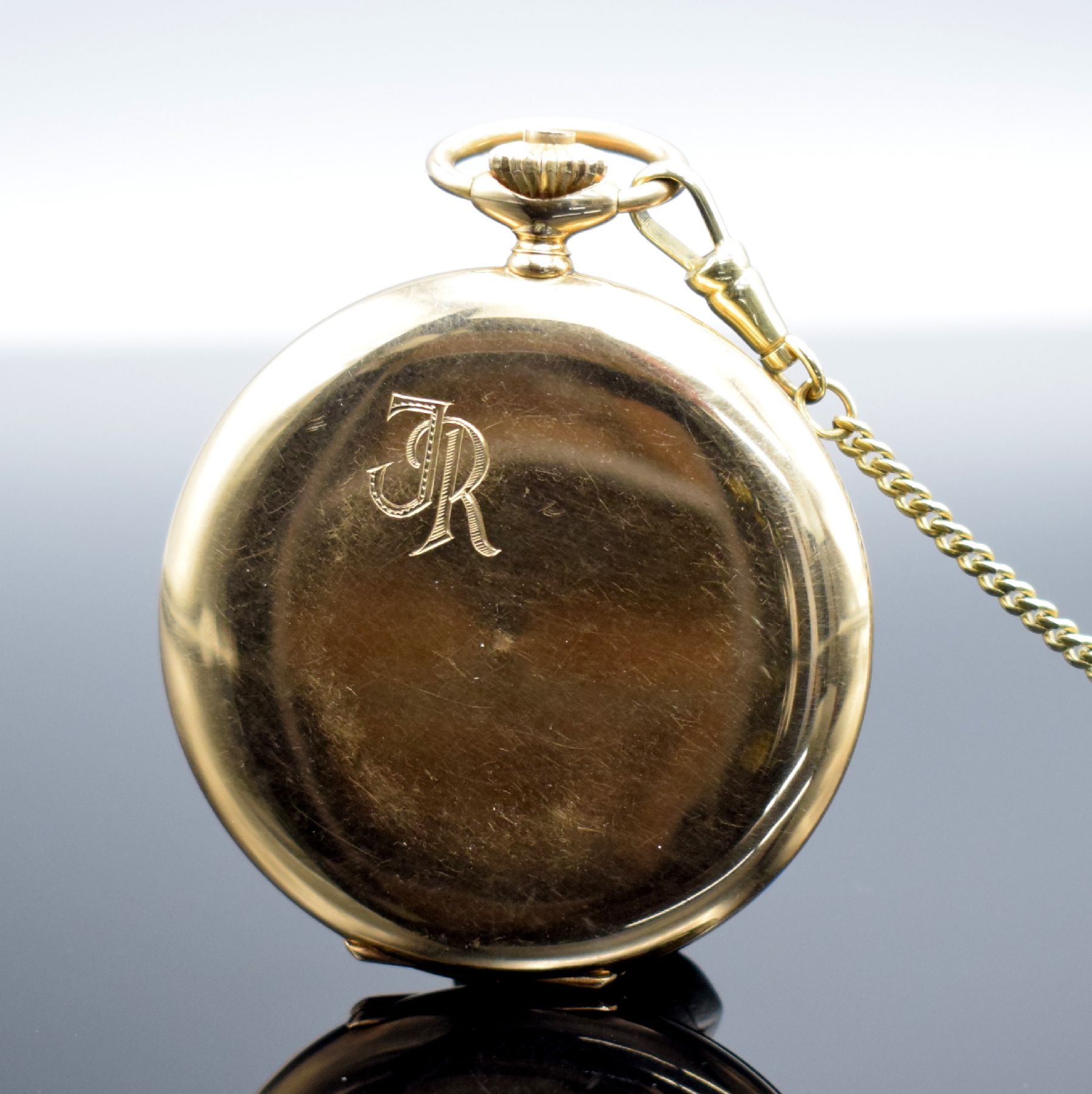 Detail b: PRIMA Savonette in GG 585/000 mit Kette in GG 585/000, Schweiz um 1925, Kette später, 2- Deckel Goldgeh., Spungdeckel m. Monogramm, Metallcuvette m. ...
