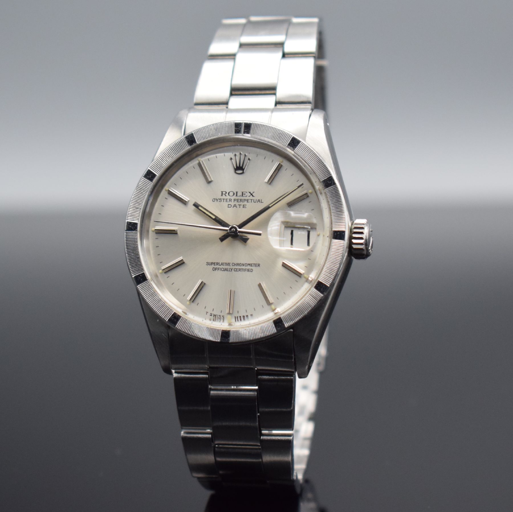 Detail b: ROLEX Date Oyster Perpetual Herrenarmbanduhr Referenz 1501, Schweiz lt. Bodengravur I. Quartal 1970, Automatik, Edelstahlgeh. inkl gefaltetem ...