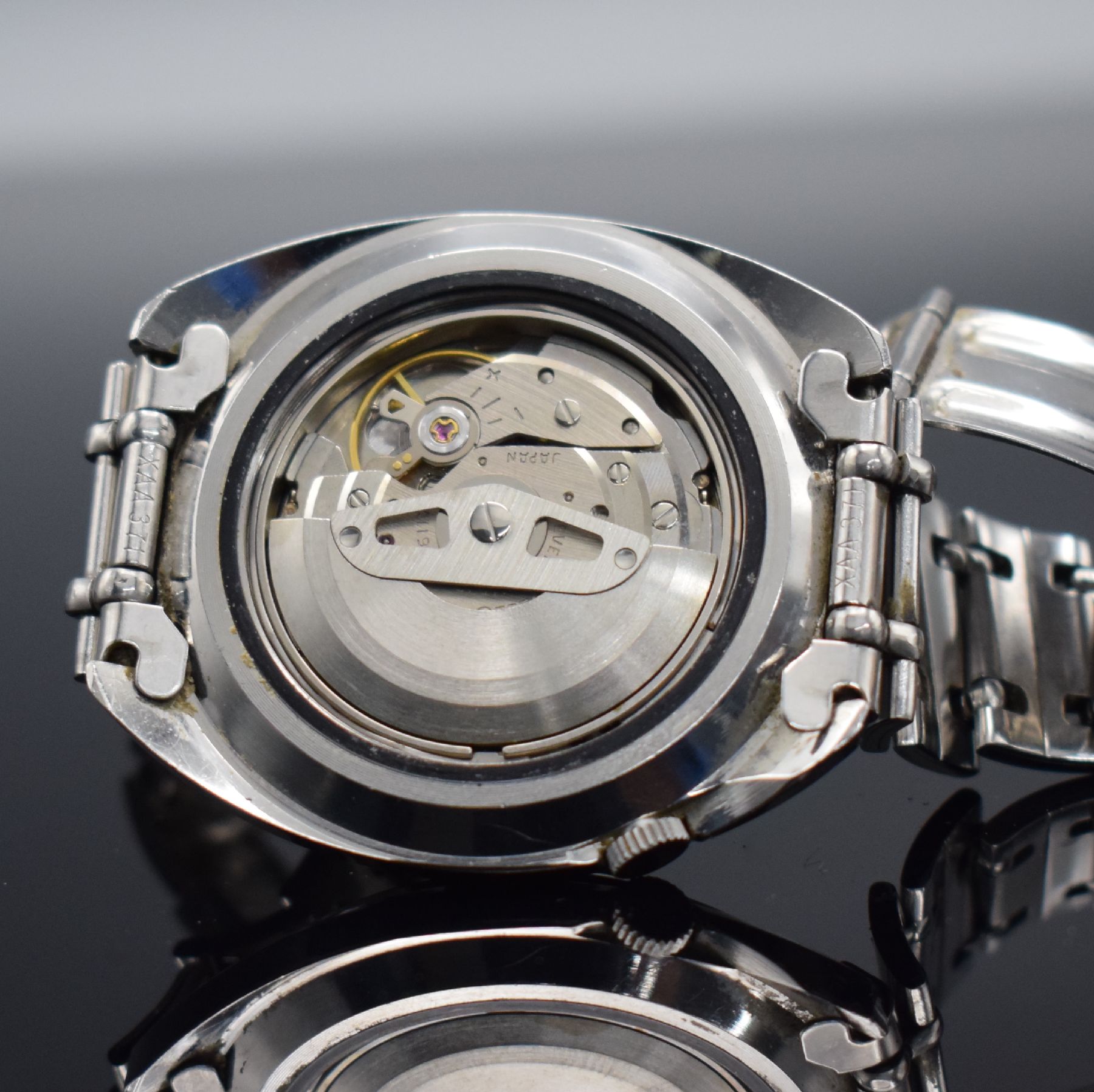 Detail h: SEIKO World Time seltene Herrenarmbanduhr mit Weltzeitanzeige in Stahl/Stahlband, Japan um 1970, Automatik, verschr. Geh. Ref. 6117- 6400, ...
