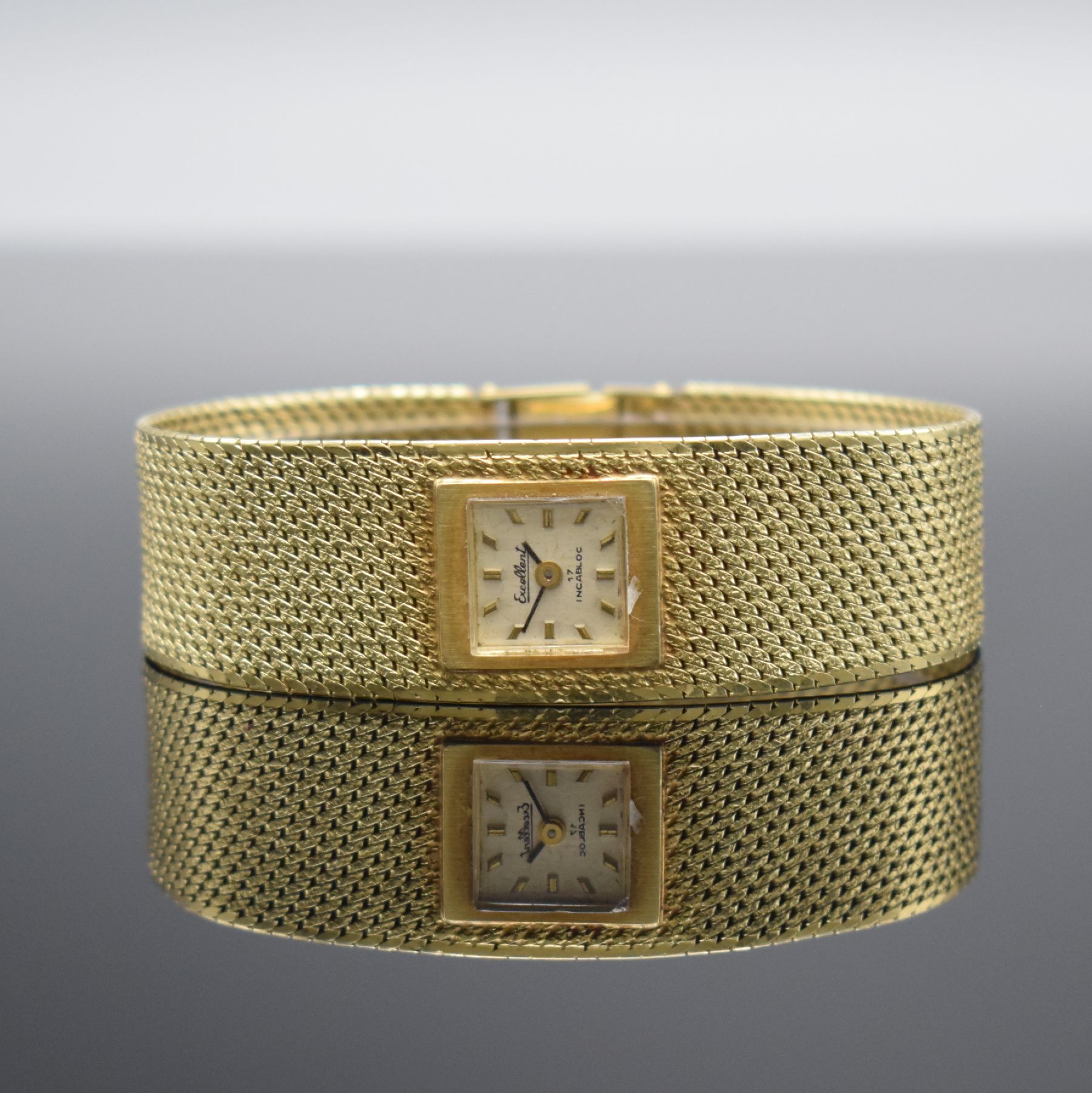 Damenarmbanduhr in GG 585/000 bezeichnet Excellent, um 1960, im Kundenwunsch auf Quarzwerk umgebaut, Boden aufgedr., silb. Zifferbl. m. aufgel. ...