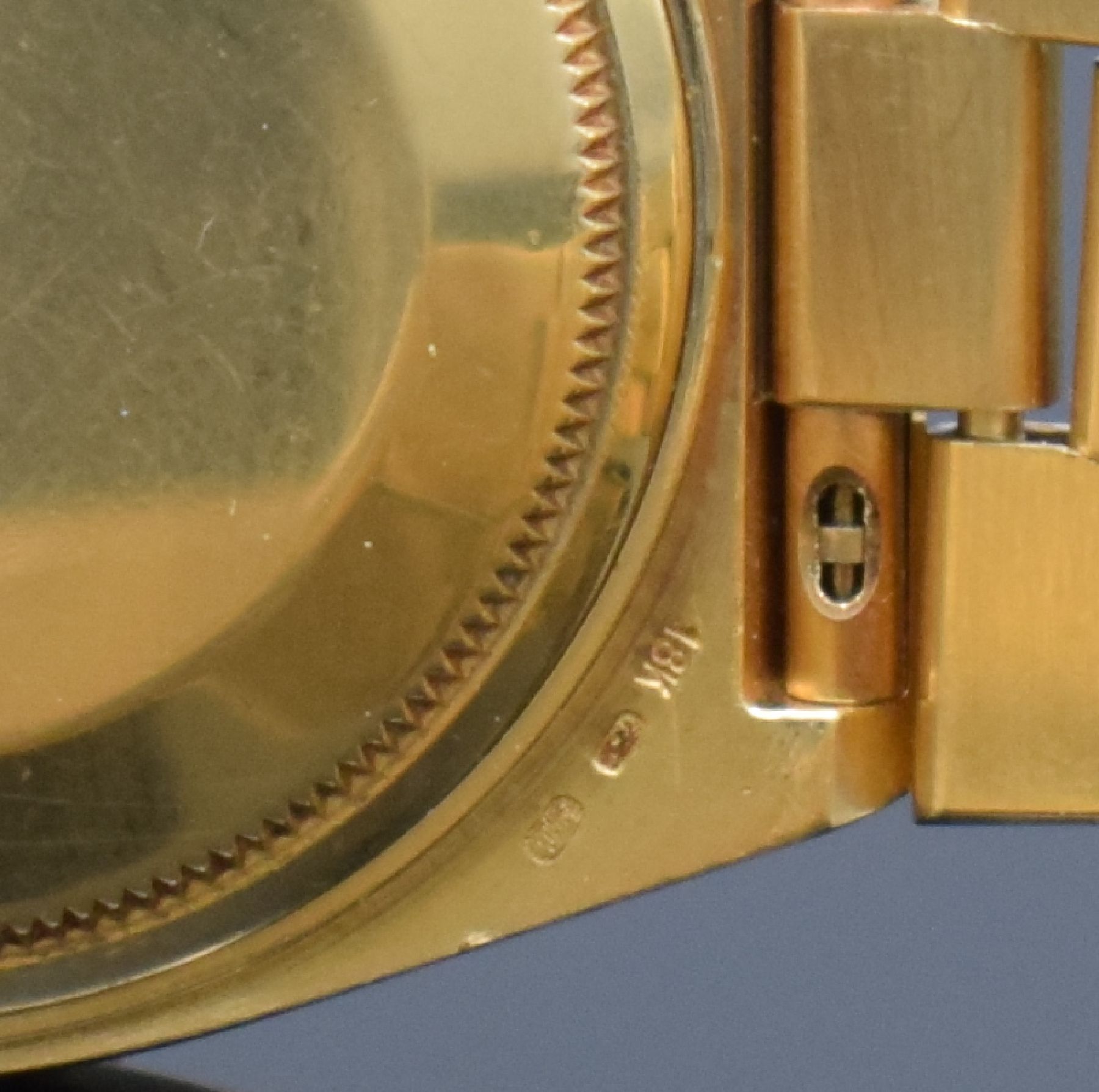 Detail h: ROLEX Oysterquartz Day Date in GG 750/000 mit seltenem Wurzelholz Zifferblatt, Box & LC 100 Papieren Referenz 19018, Schweiz lt. orig. Papier ...