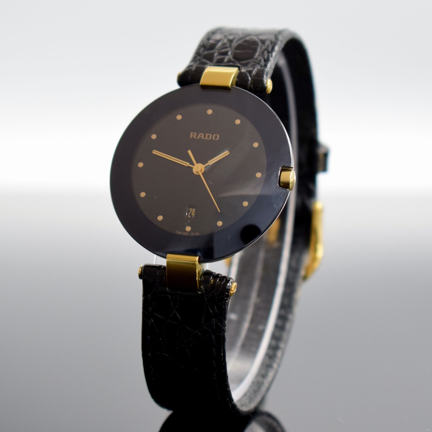 RADO Damenarmbanduhr, Schweiz lt. orig. Papier verk. 09/1996, quarz, Stahlboden aufgedr., Ref. 129.4075.4N, gewölbtes Saphirglas, verg. Anstöße, ...