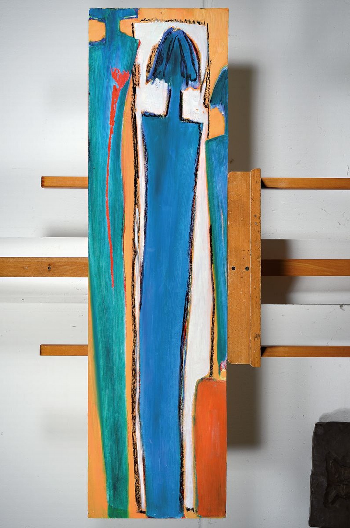 Detail k: Maria Josefine Feid, zeitgenössische Künstlerin aus dem Saarland, lebt und arbeitet in Korsika, hier: Frauenfigur, Acryl auf Sperrholz, ca. 132x36cm