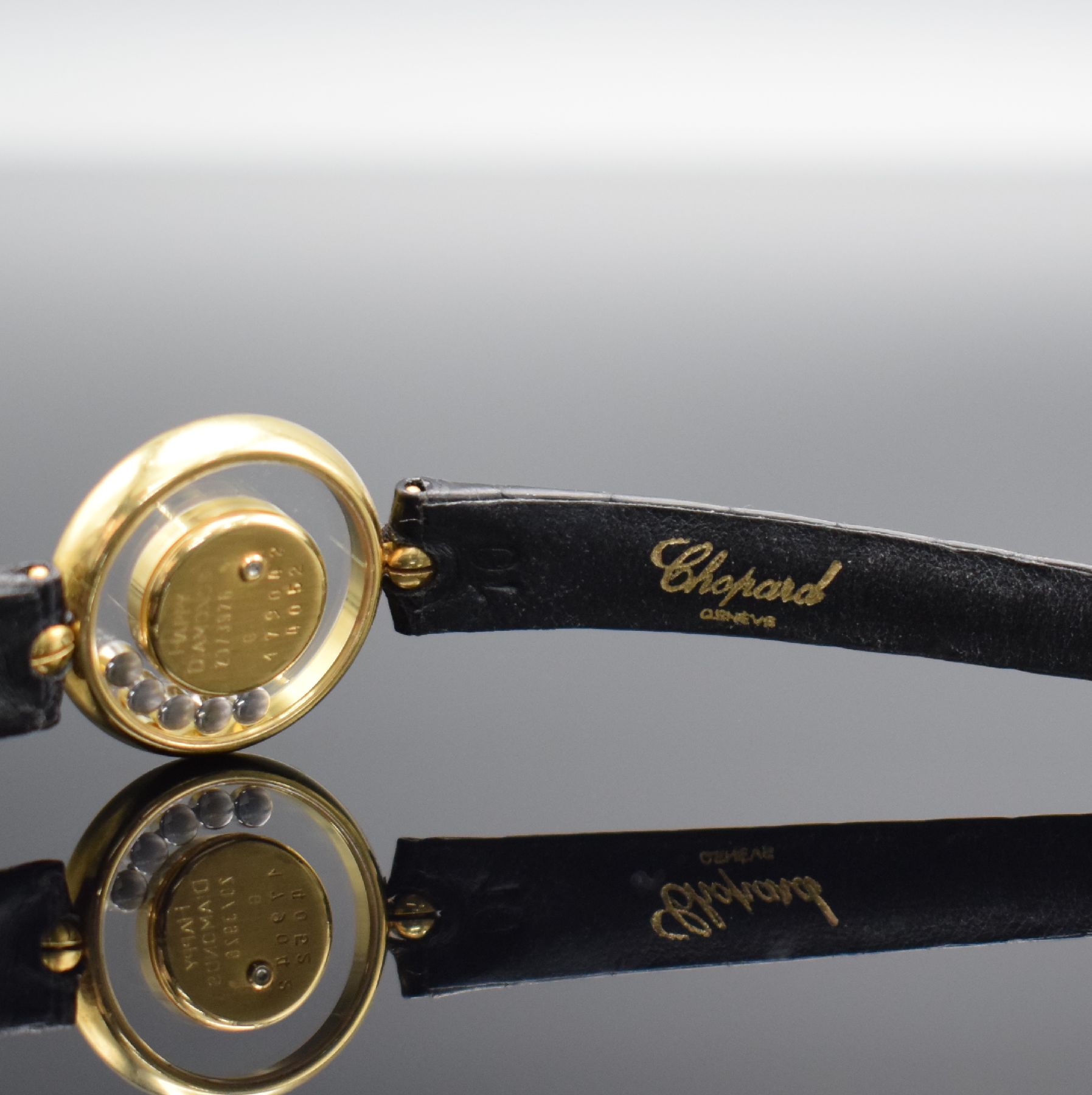 Detail f: CHOPARD Happy Diamonds Damenarmbanduhr in GG 750/000 mit Diamanten, Schweiz um 1995, quarz, Ref. 4052, beids. vergl. Geh. seitl. besch., Lünette & ...