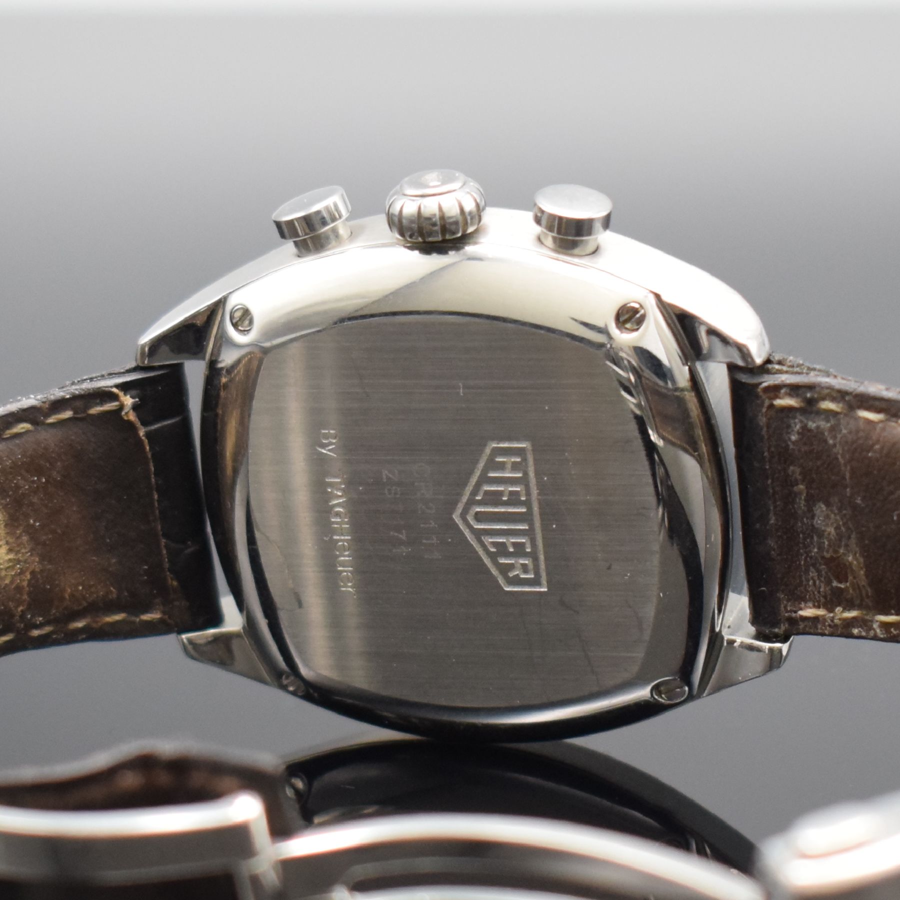 Detail f: HEUER Monza Herrenarmbanduhr mit Chronograph Referenz CR2111, Schweiz um 2000, Automatik, 2-teil. Edelstahlgeh., Boden 4-fach verschr., Lederband zu ...