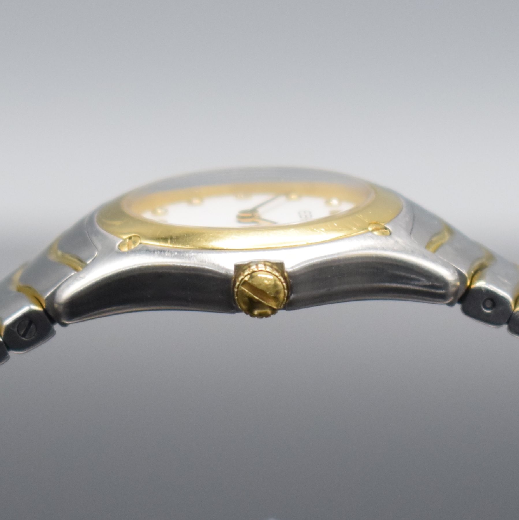 Detail f: EBEL Sport Classique Damenarmbanduhr in Stahl/Gold, Schweiz verk. lt. beil. Pap. 08/2002, quarz, Ref. 1090F21, GG 750/000 Lünette gegen Geh. 5-fach ...