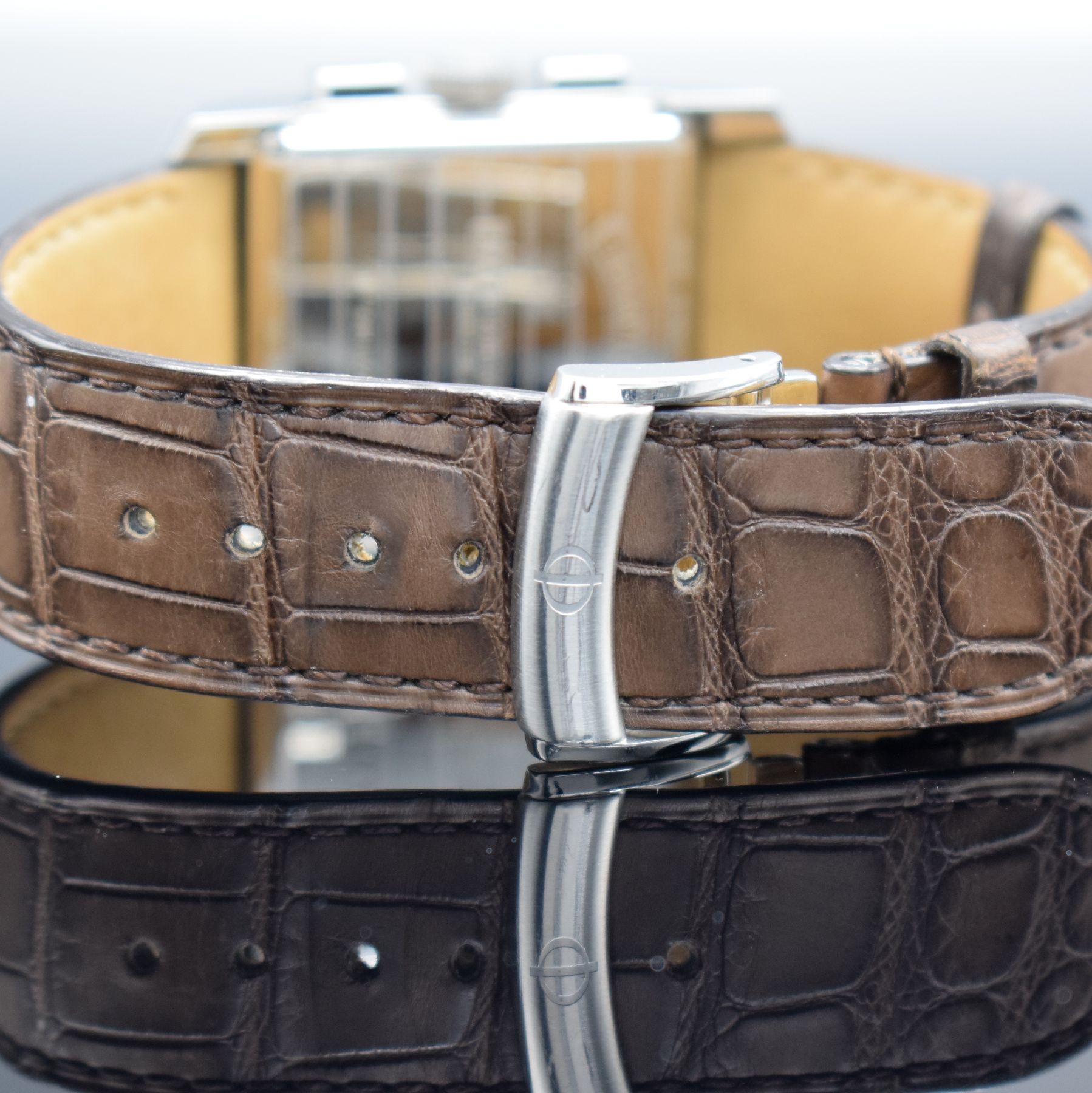 Detail e: BAUME & MERCIER Hampton Herrenarmbanduhr mit Chronograph, Schweiz um 2015, Automatik, Ref. 65698, massives Geh. in Edelstahl, Boden 4-fach verschr., ...