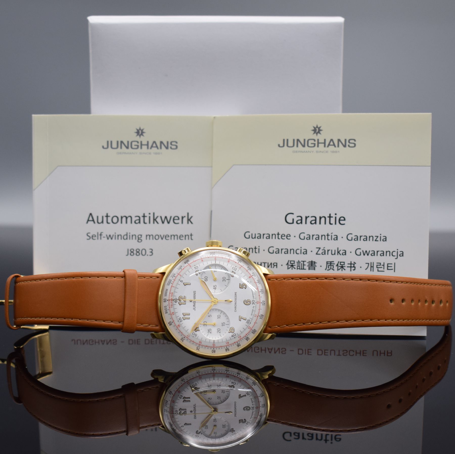 Detail i: JUNGHANS Chronoscope Herrenarmbanduhr mit Chronograph Referenz 027/5382, Deutschland um 2018, verg. Stahlgehäuse, beids. vergl., orig. Lederband m. ...