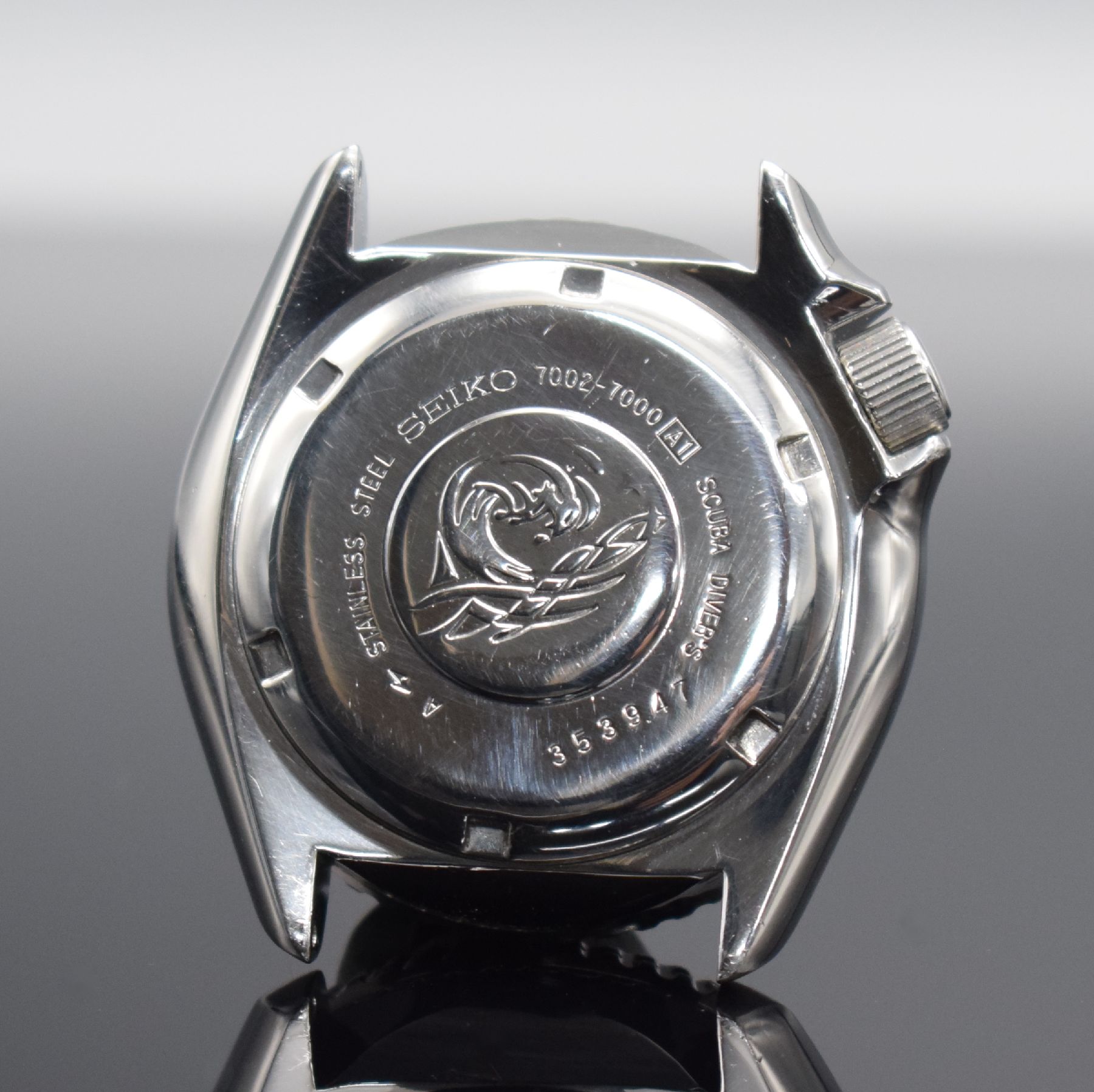 Detail f: SEIKO Scuba Diver`s Herrenarmbanduhr, Japan 1990er Jahre, Automatik, Ref. 7002-7000, massives verschr. Geh. in Edelstahl, beids. drehb. Lünette m. ...