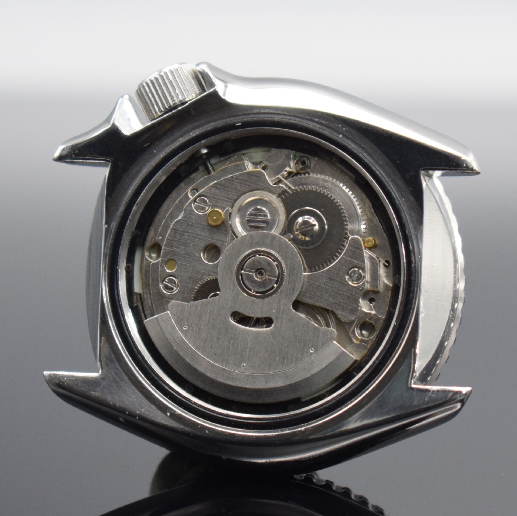 Detail g: SEIKO Scuba Diver`s Herrenarmbanduhr, Japan 1990er Jahre, Automatik, Ref. 7002-7000, massives verschr. Geh. in Edelstahl, beids. drehb. Lünette m. ...