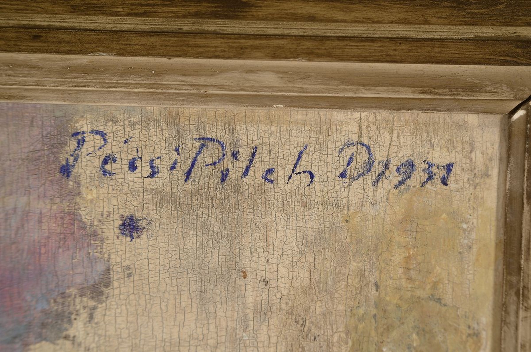 Detail a: Dezsö Pécsi-Pilch, 1888 Pécs - 1949 Budapest, "une Paysanne de Sarköz", junge Frau auf grünem Stuhl, Öl/Holz, re. oben signiert und ...
