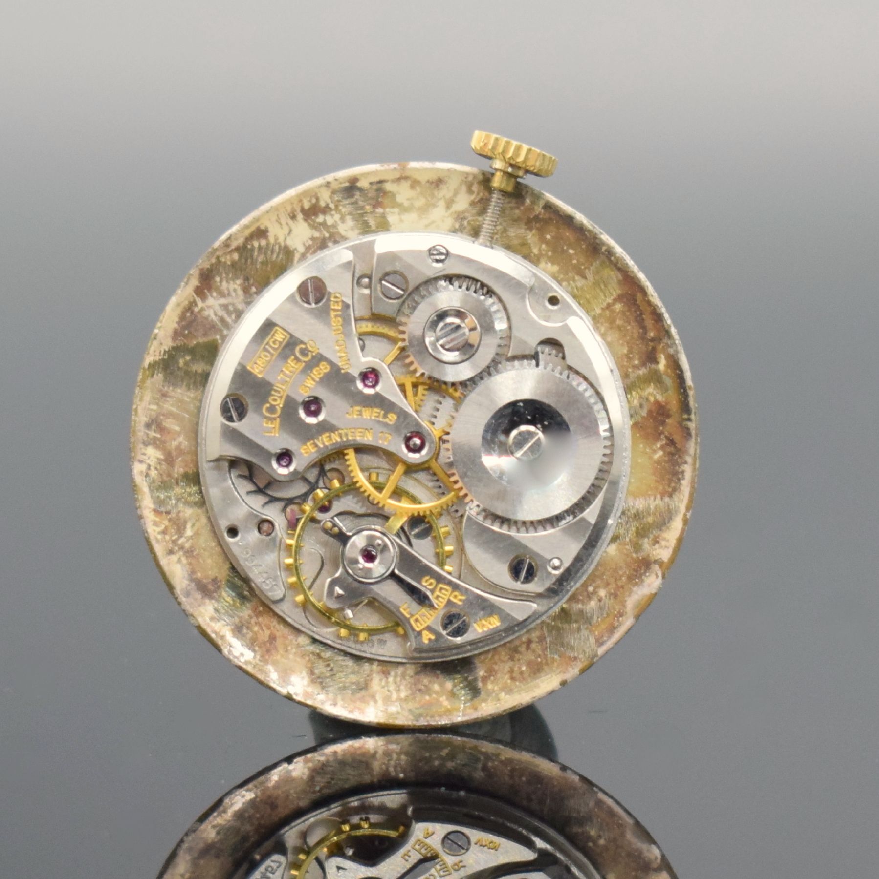 Detail h: LeCoultre Herrenarmbanduhr in GG 585/000 Referenz 727-722-103, Schweiz/USA um 1955, Handaufzug, 2-teil. Geh., Boden aufgedr., ausgef. ...
