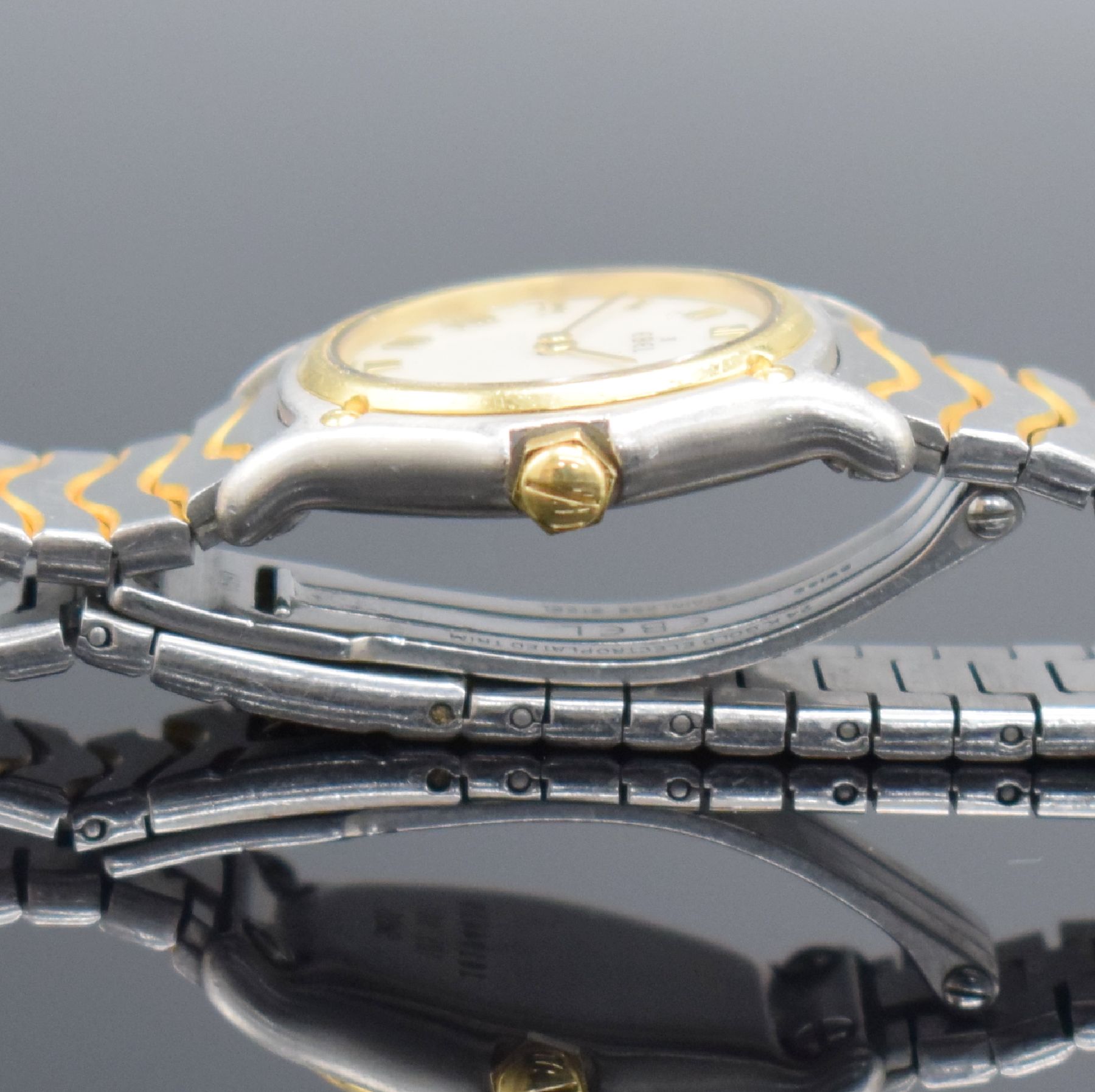 Detail f: EBEL Damenarmbanduhr Classic Wave Referenz 1057901, Schweiz um 1995, Edelstahl/Gold kombiniert inkl. Wellengliederband m. Faltschl., Lün. gegen Geh. ...