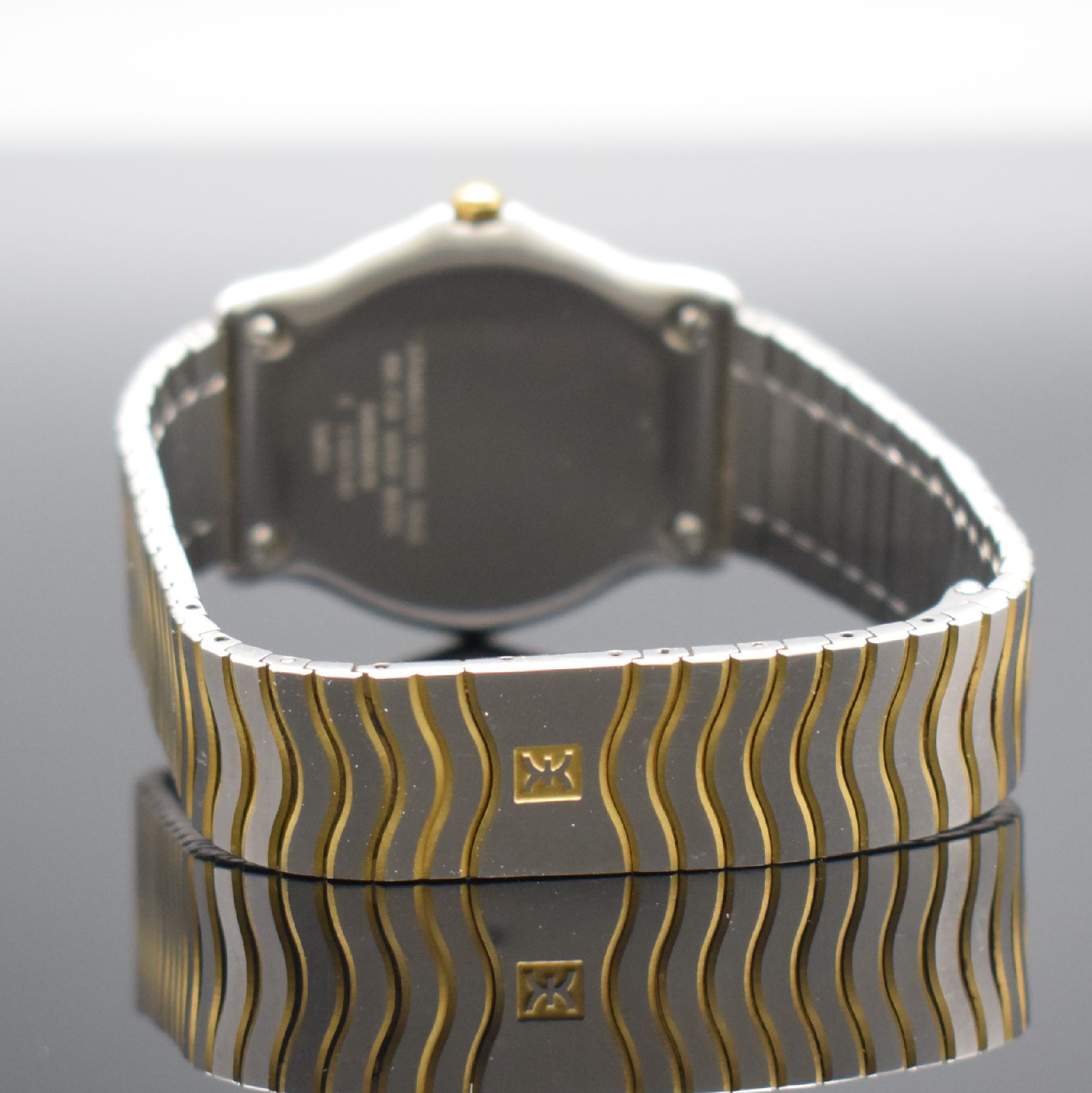 Detail d: EBEL Sport Classique Armbanduhr, Schweiz um 1995, quarz, Ref. E1187141, Stülpgeh. in Edelstahl, GG-Lünette 5-fach verschr., Gliederband in ...