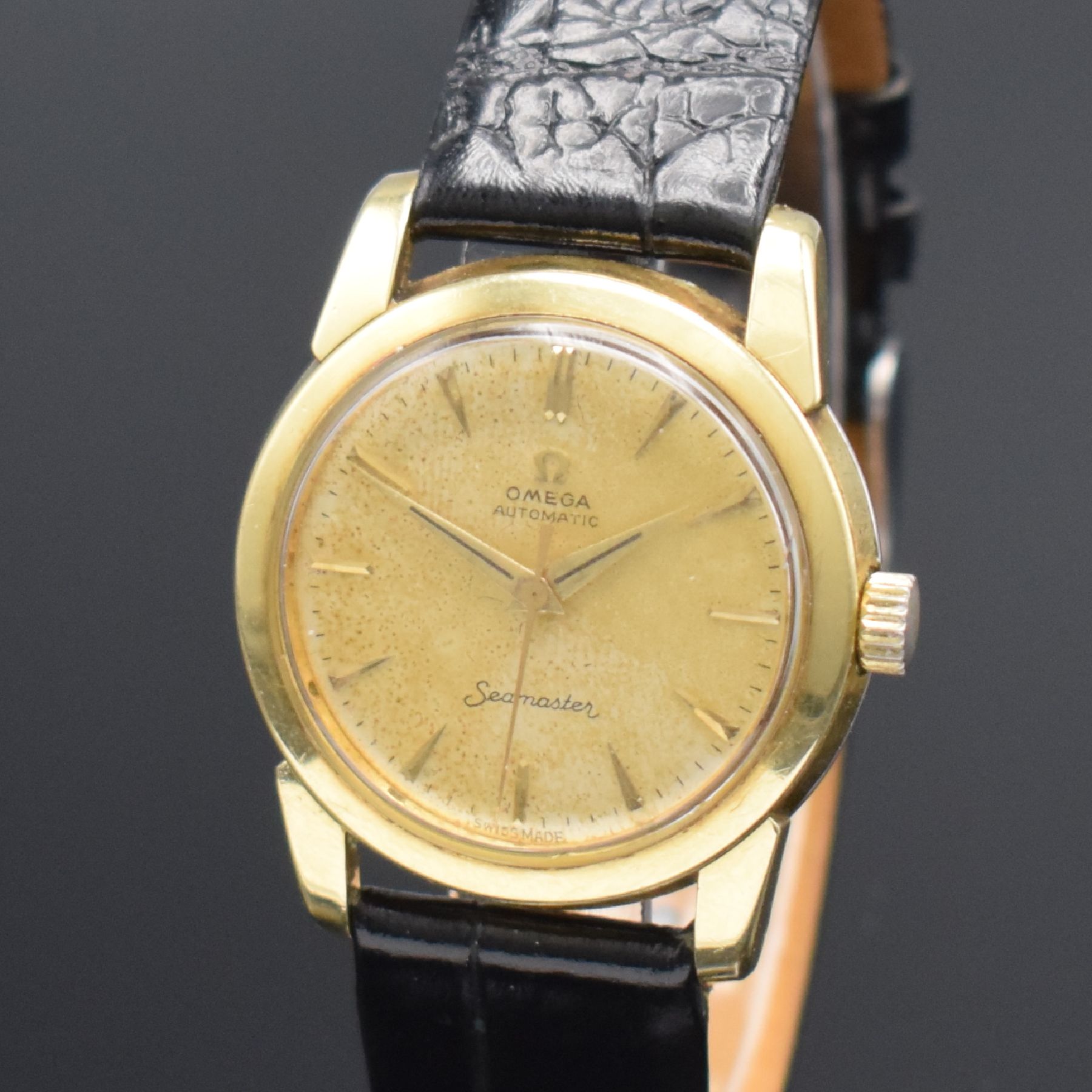 Detail c: OMEGA seltene Armbanduhr Serie Seamaster Referenz 2828-4 SC, Automatik, Schweiz um 1955, Edelstahlgeh. m. Goldhaube, Boden aufgedr., Zifferbl. m. ...