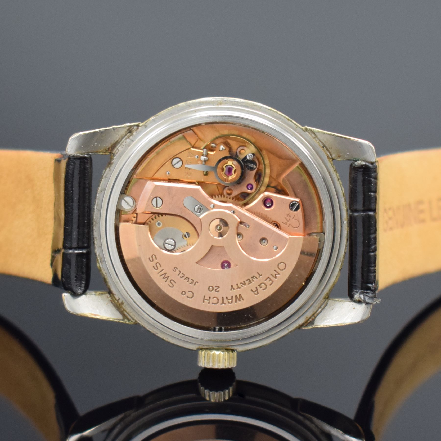 Detail f: OMEGA seltene Armbanduhr Serie Seamaster Referenz 2828-4 SC, Automatik, Schweiz um 1955, Edelstahlgeh. m. Goldhaube, Boden aufgedr., Zifferbl. m. ...