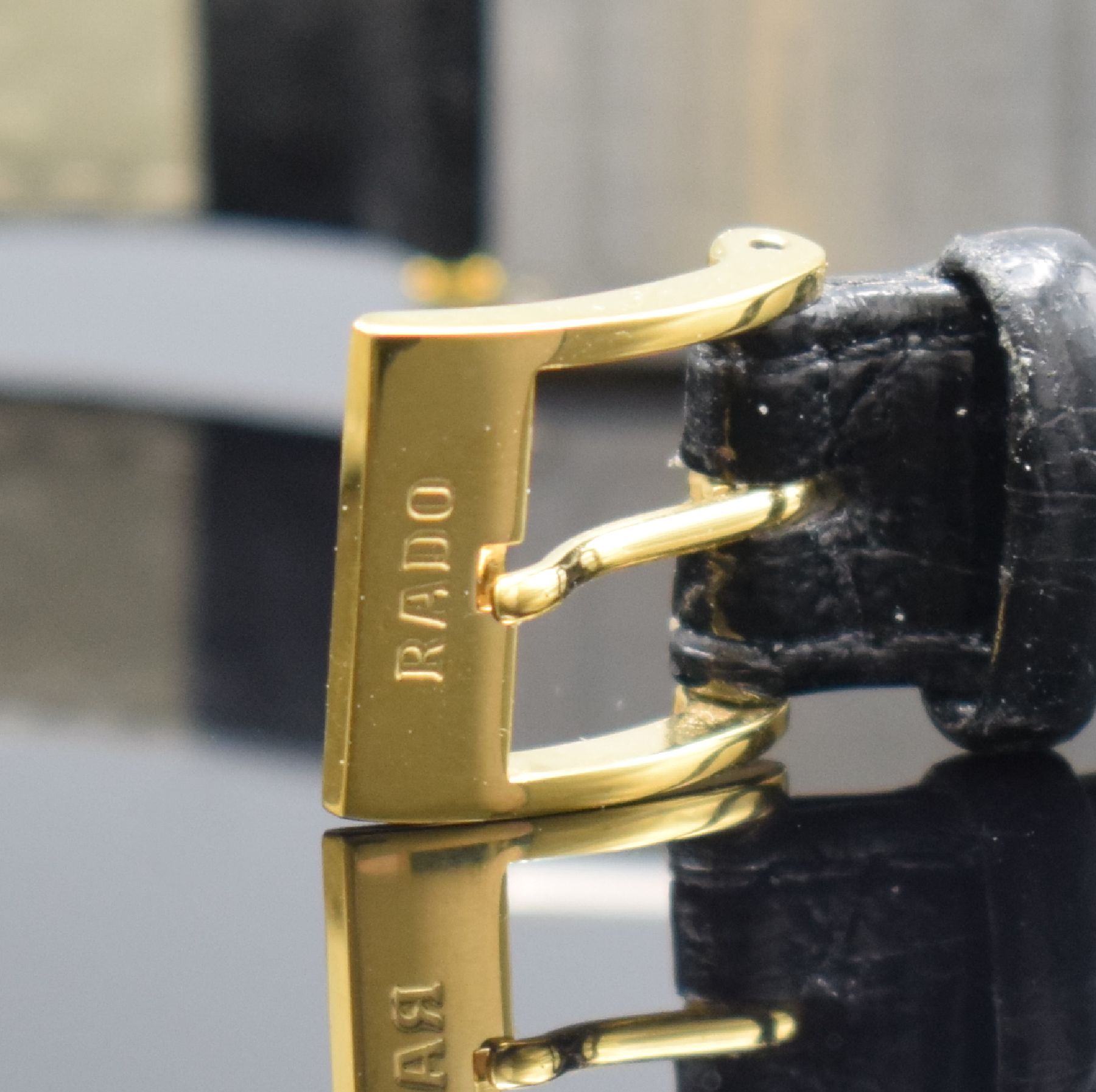 Detail b: RADO Diastar Jubilé Damenarmbanduhr, Schweiz um 1998, Ref. 153.0383.3, quarz, verg. Edelstahlgeh. m. 4-fach verschr. Boden, orig. Lederband m. ...