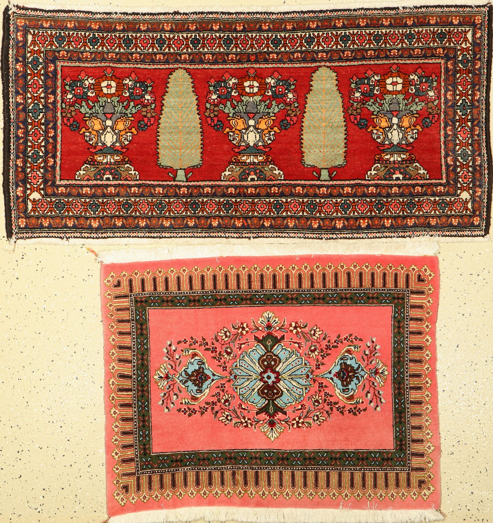Konvolut aus 2 Poschti, Bachtiar & Ghom Kork Persien, ca. 50 Jahre, Wolle auf Baumwolle, ca, 128 x 60 cm & ca, 87 x 67 cm, EHZ: 2